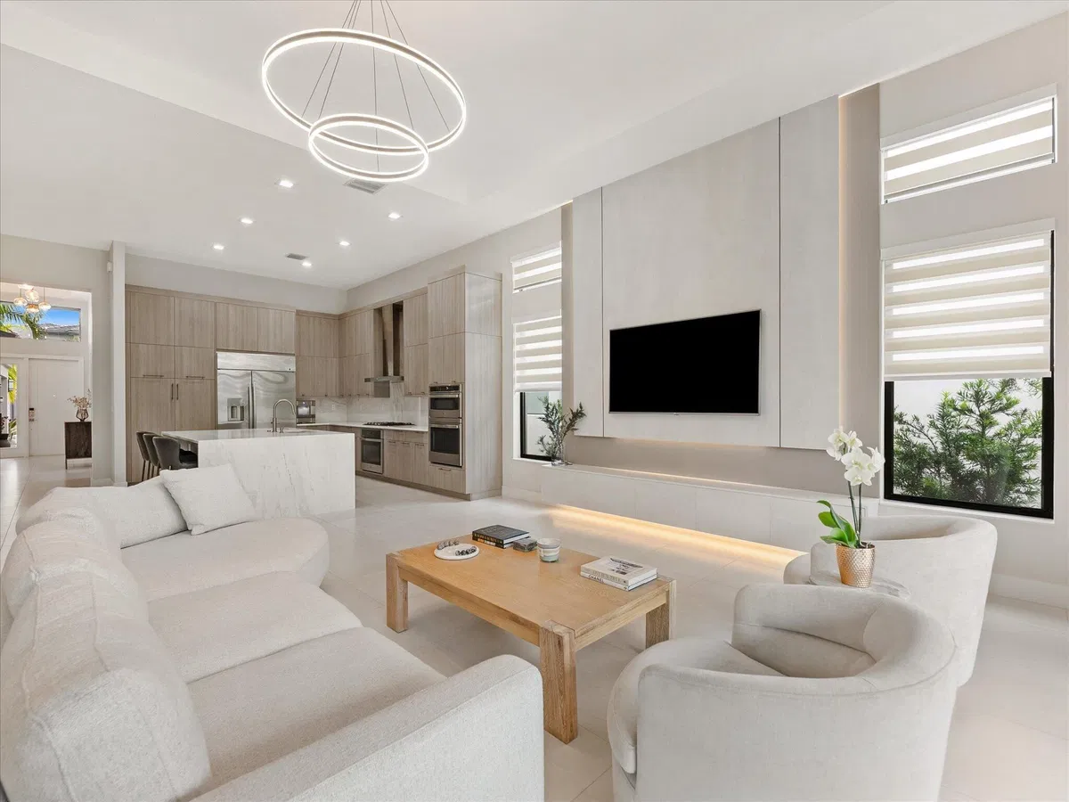 Lotus Palm Boca Raton Residence