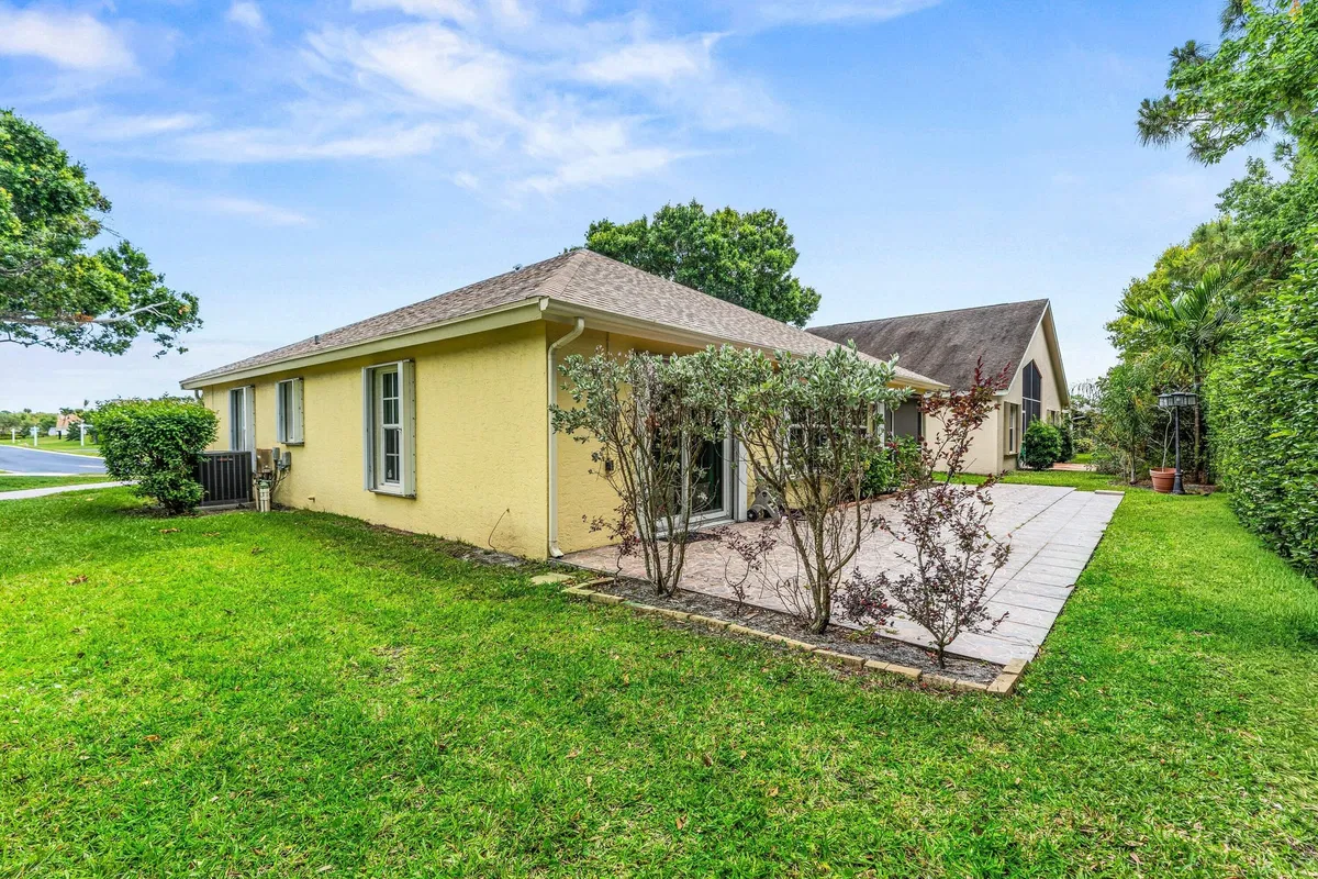 Residence photo 28