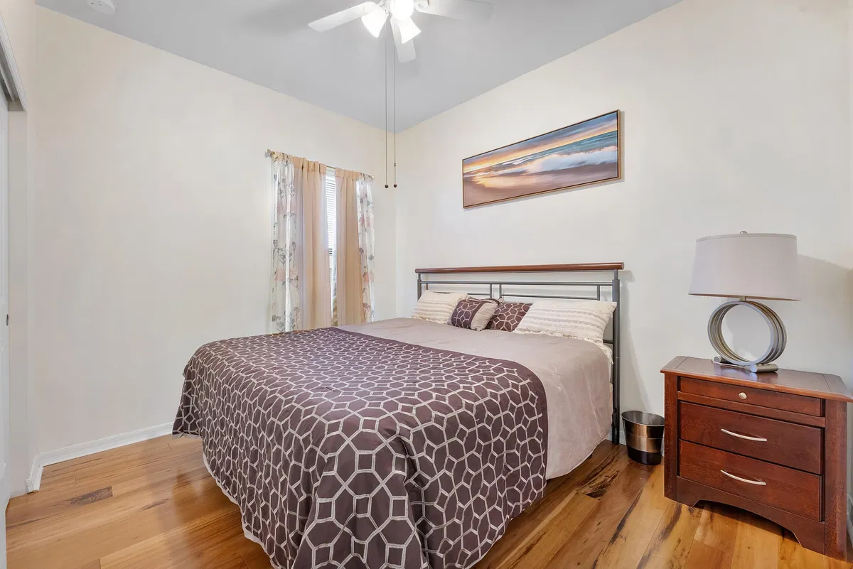 Residence photo 31