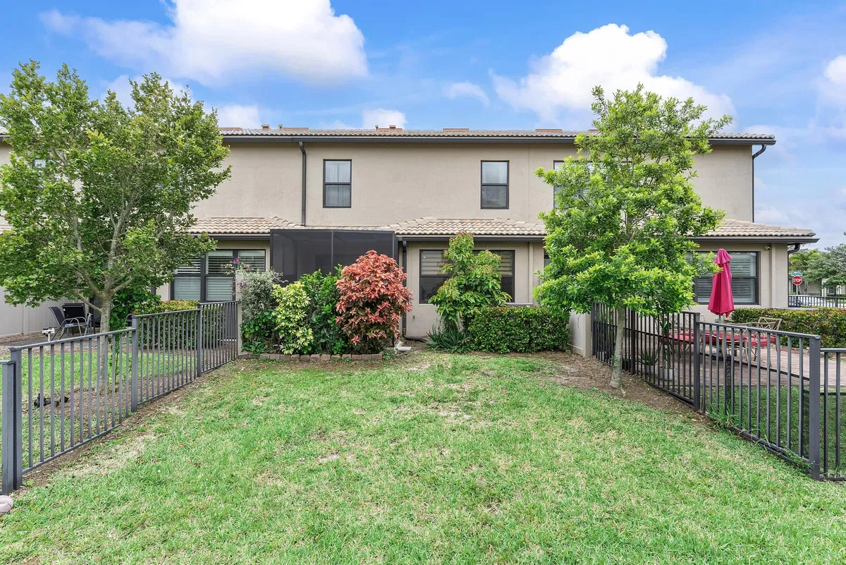 Residence photo 40
