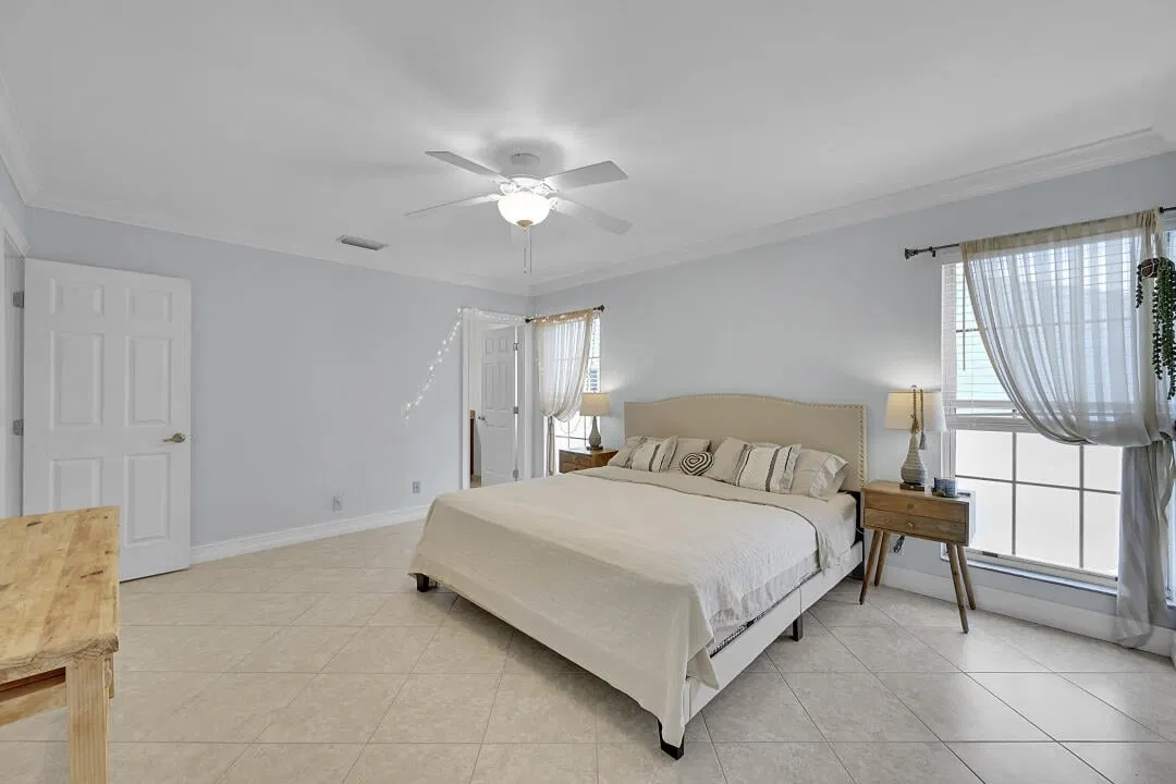 Unit 202 photo 19