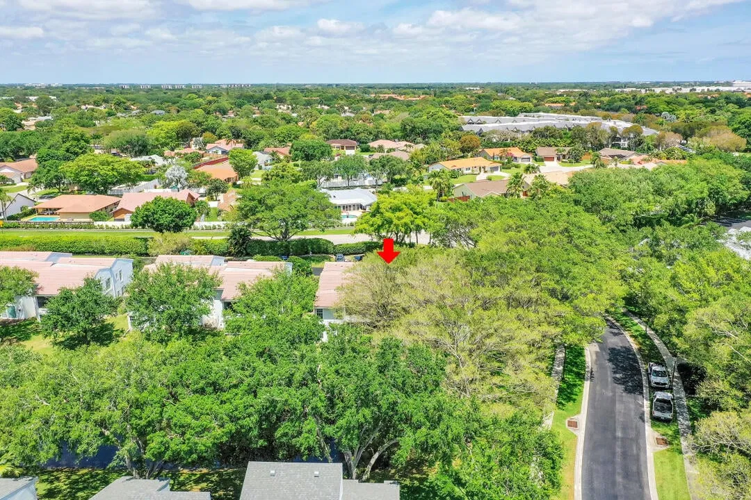 Unit 202 photo 34