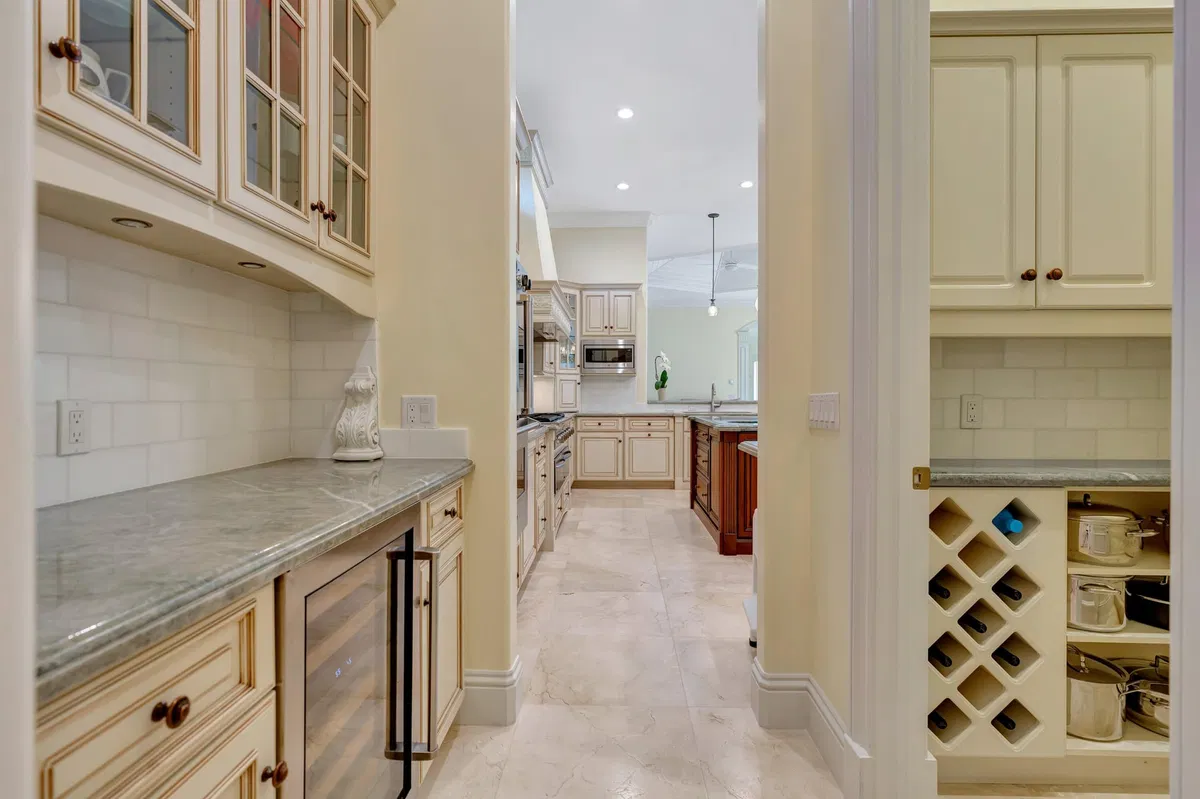 Admirals Cove Residence photo 22