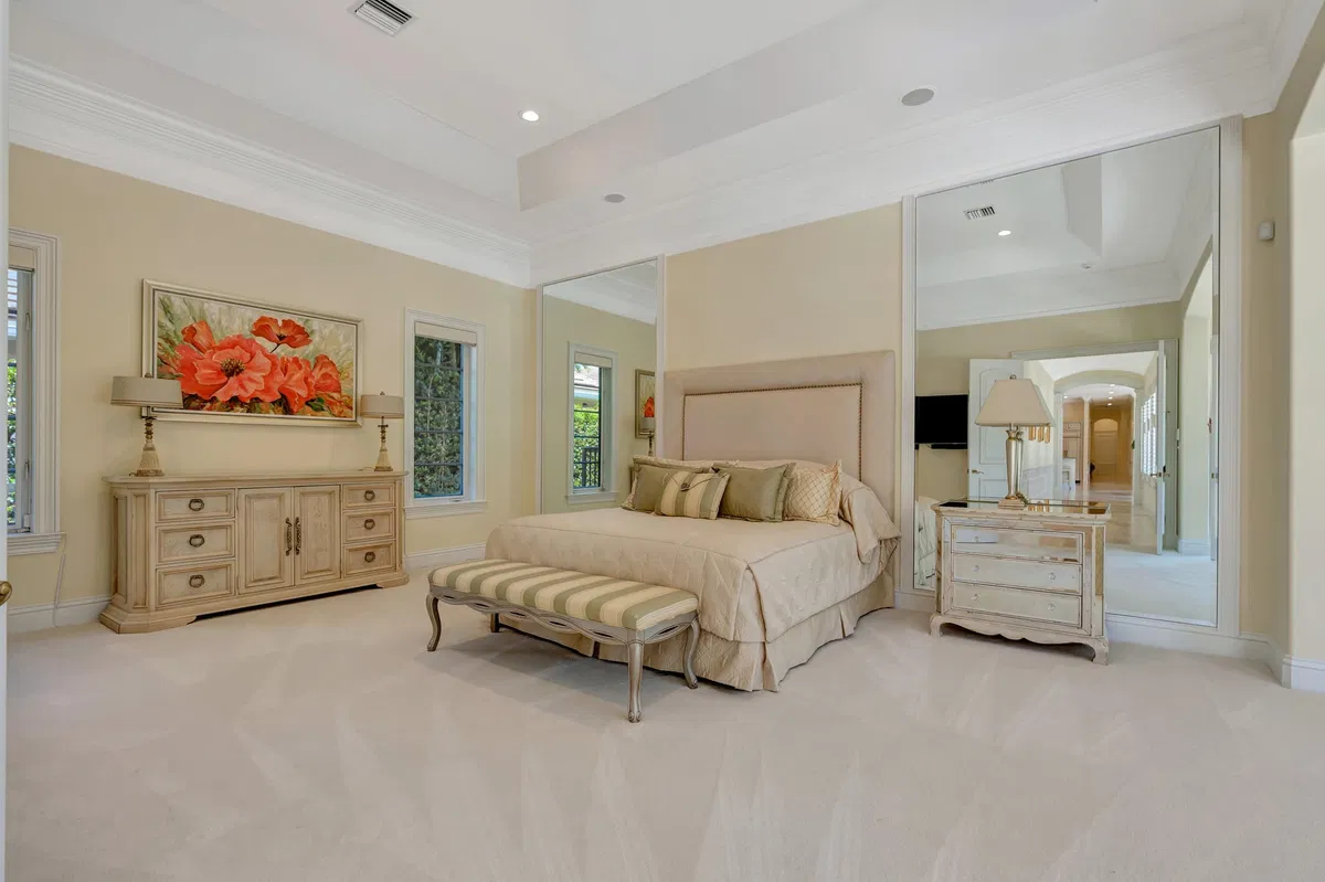 Admirals Cove Residence photo 28