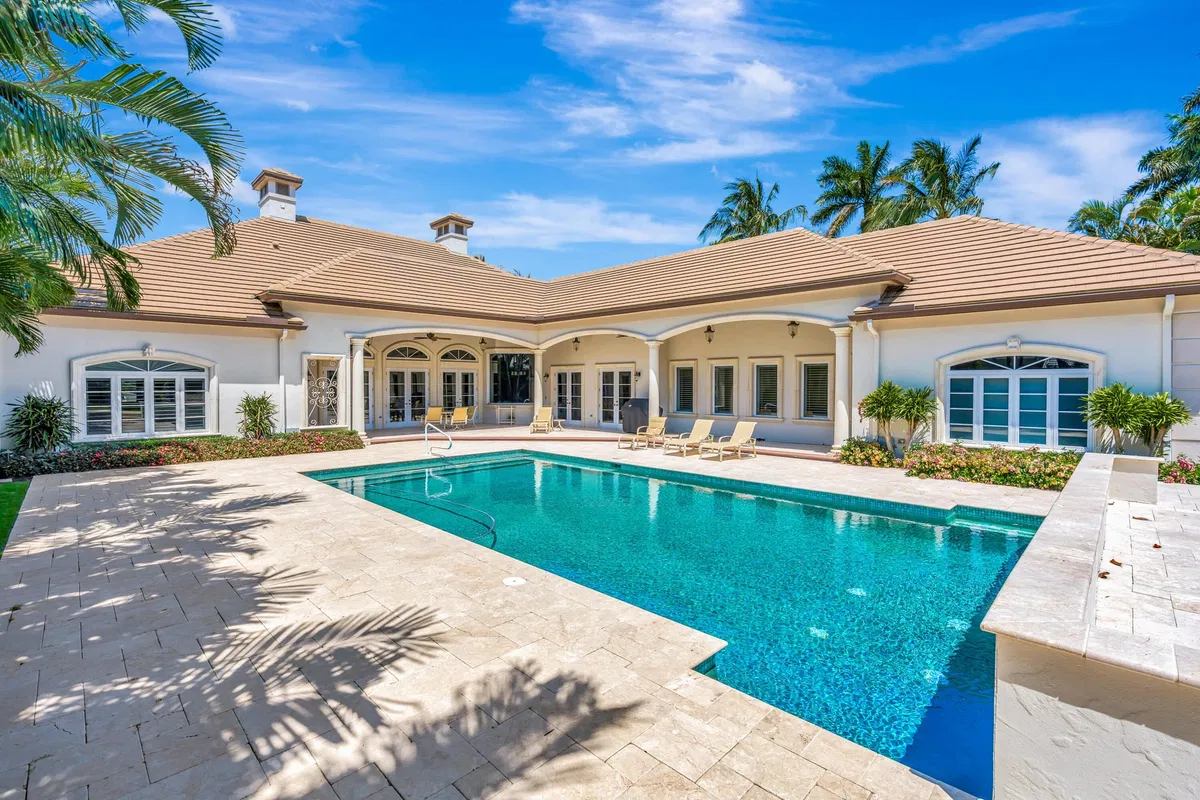 Admirals Cove Residence photo 43