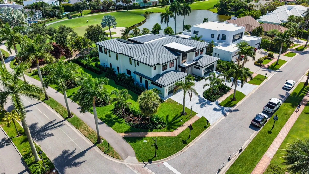 St. Andrews Country Club Residence photo 67