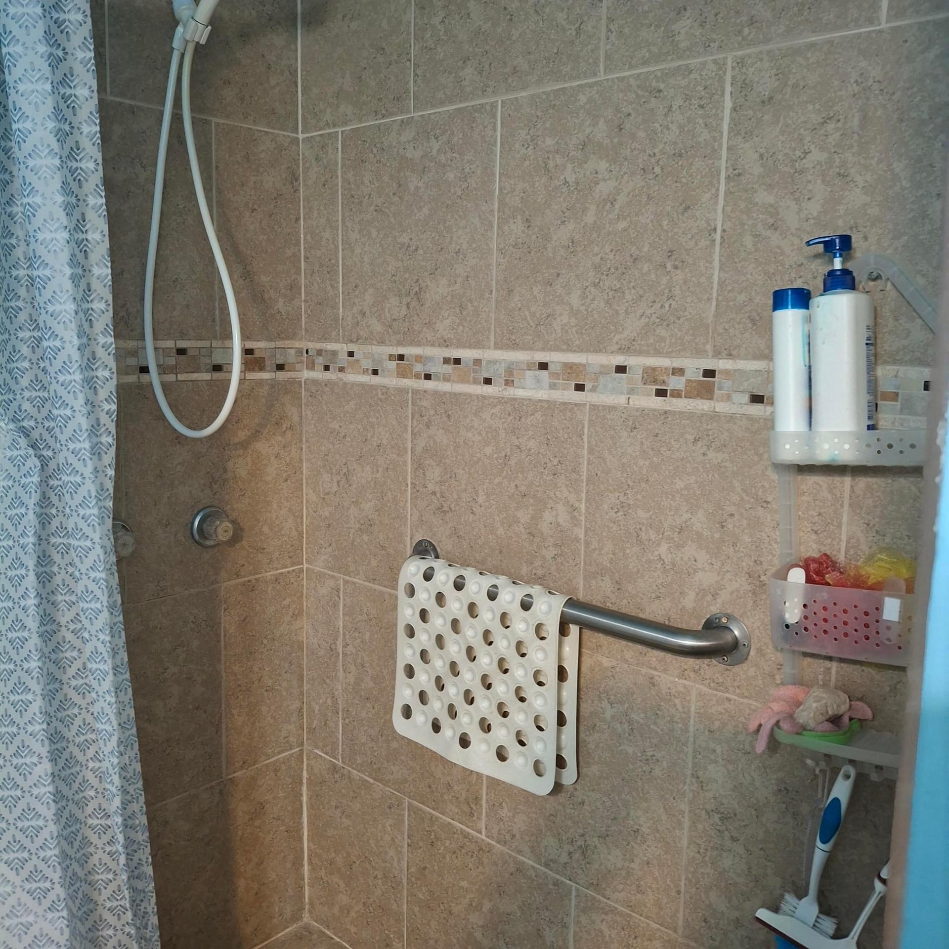 Unit D photo 19