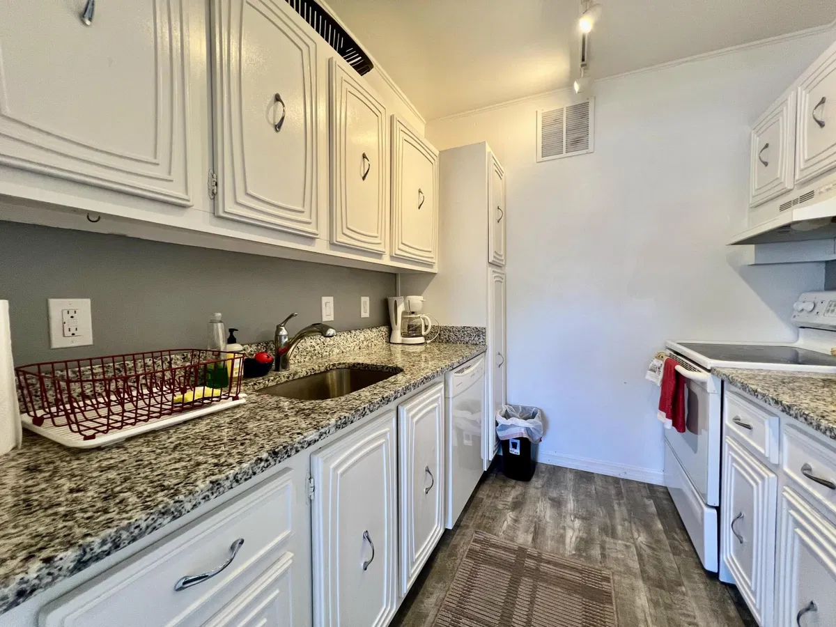 South Palm Beach Unit M5 photo 7