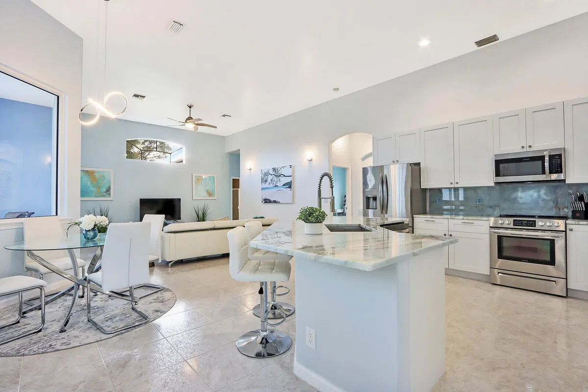 Residence photo 10