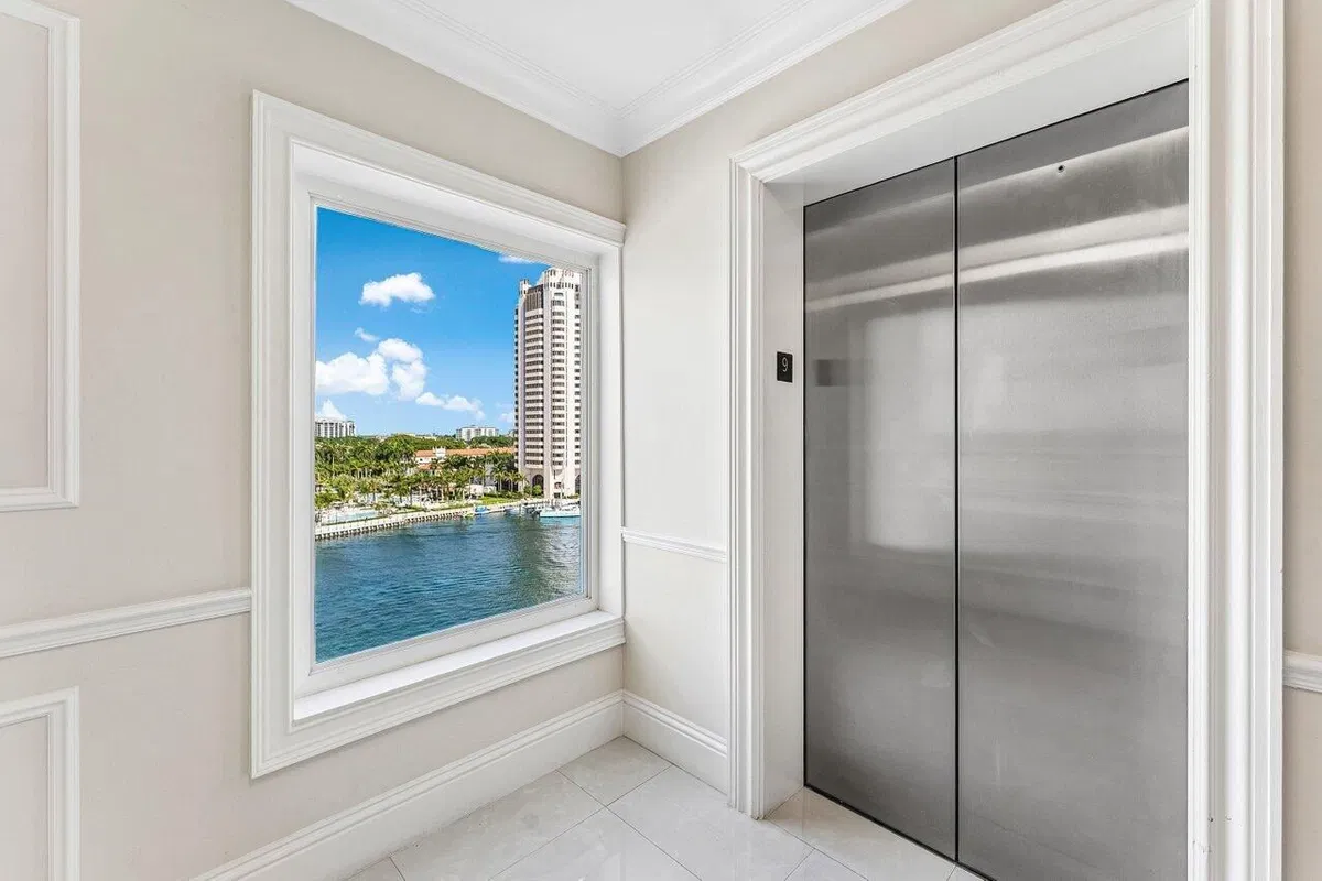 Boca Raton Unit Apt 9g photo 22