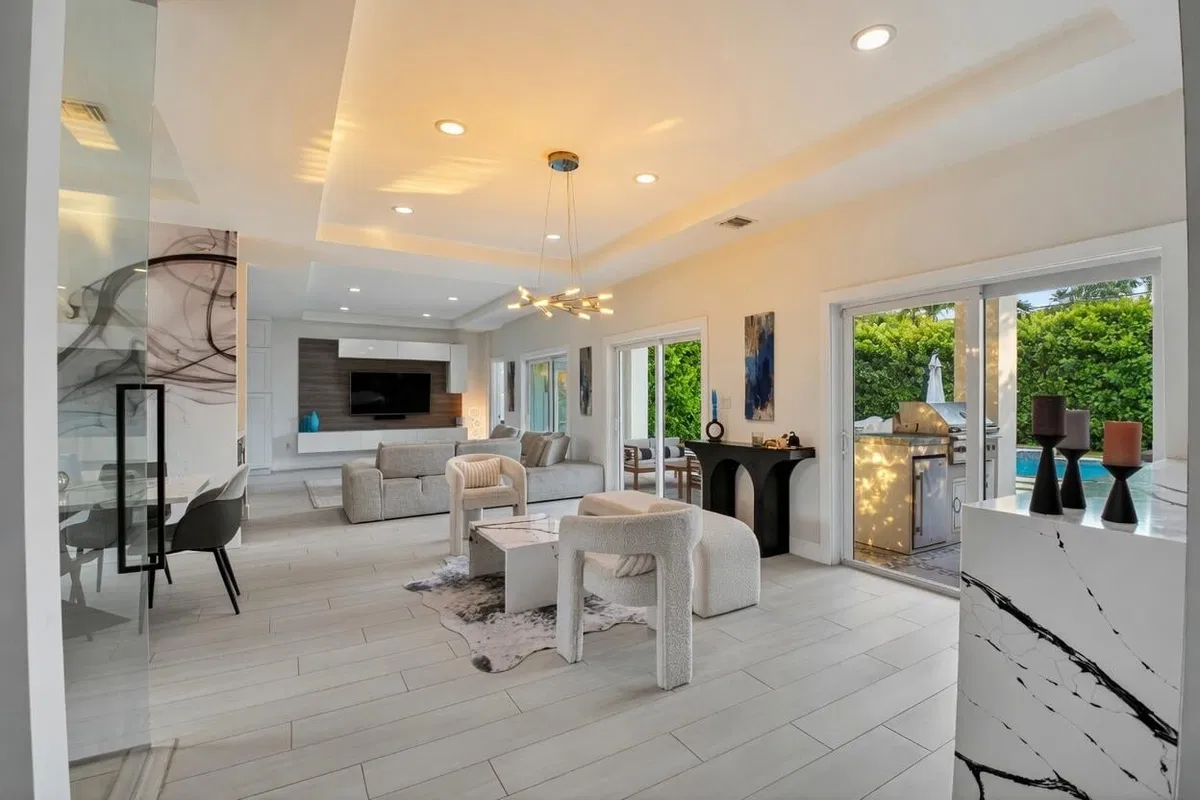 Lake Floresta Park Residence photo 13