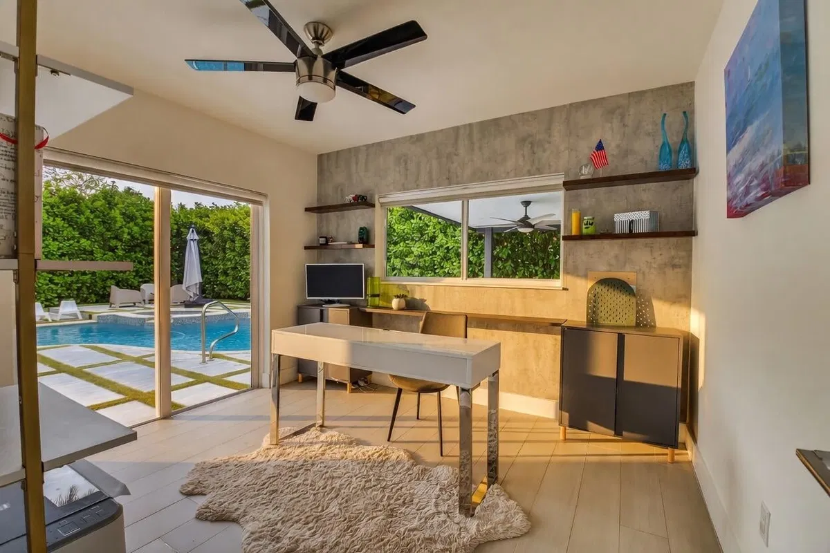 Lake Floresta Park Residence photo 31