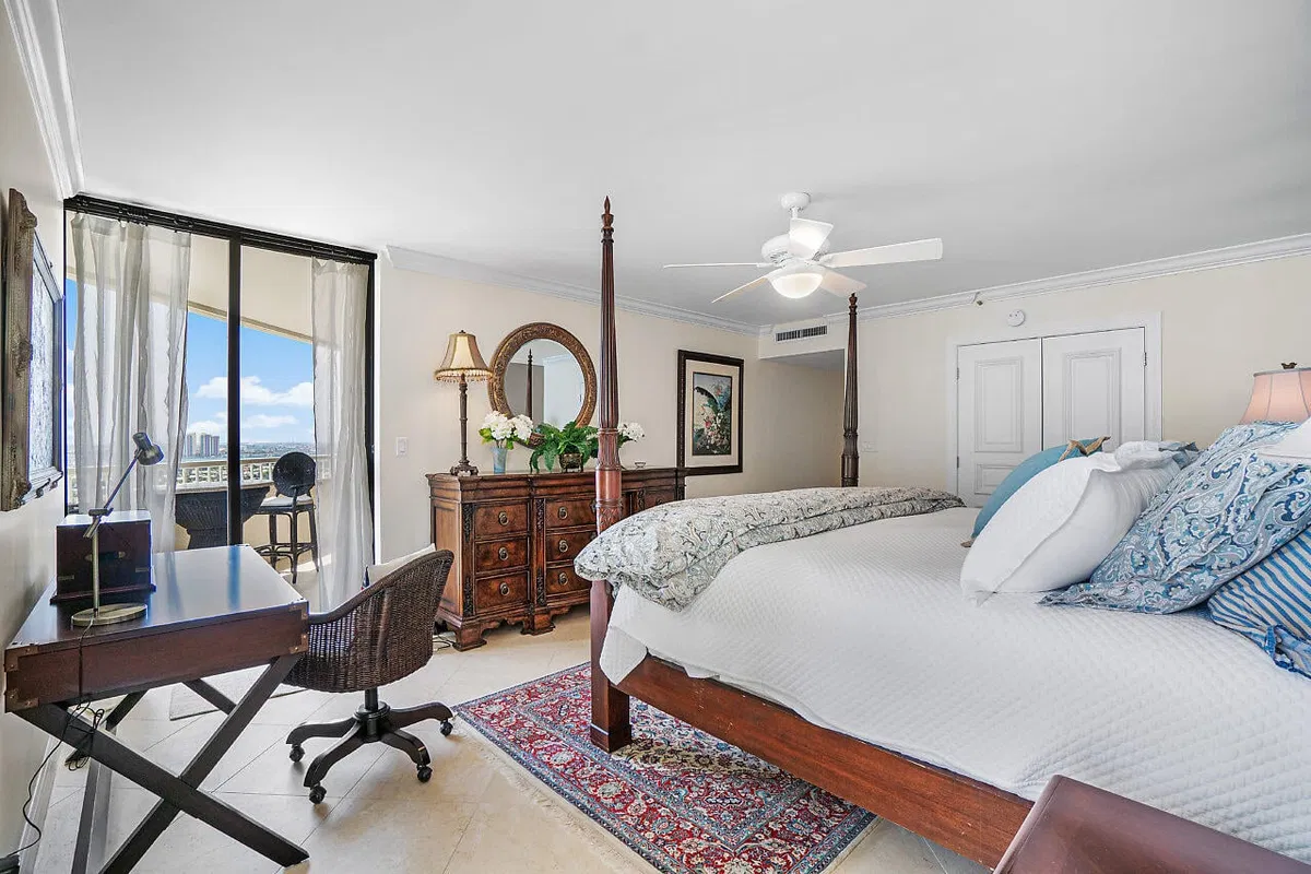 Singer Island Unit 19d photo 16
