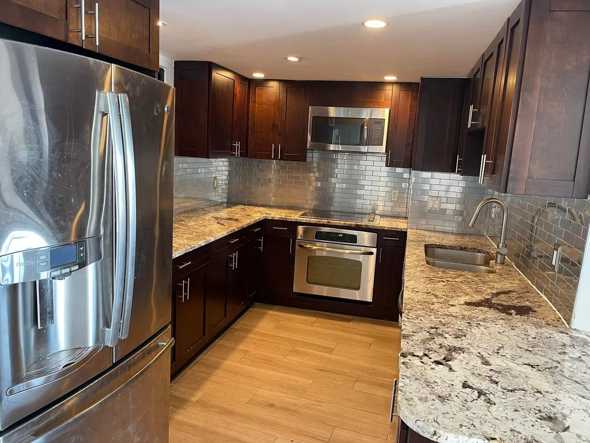 5200 N Flagler Unit 2004