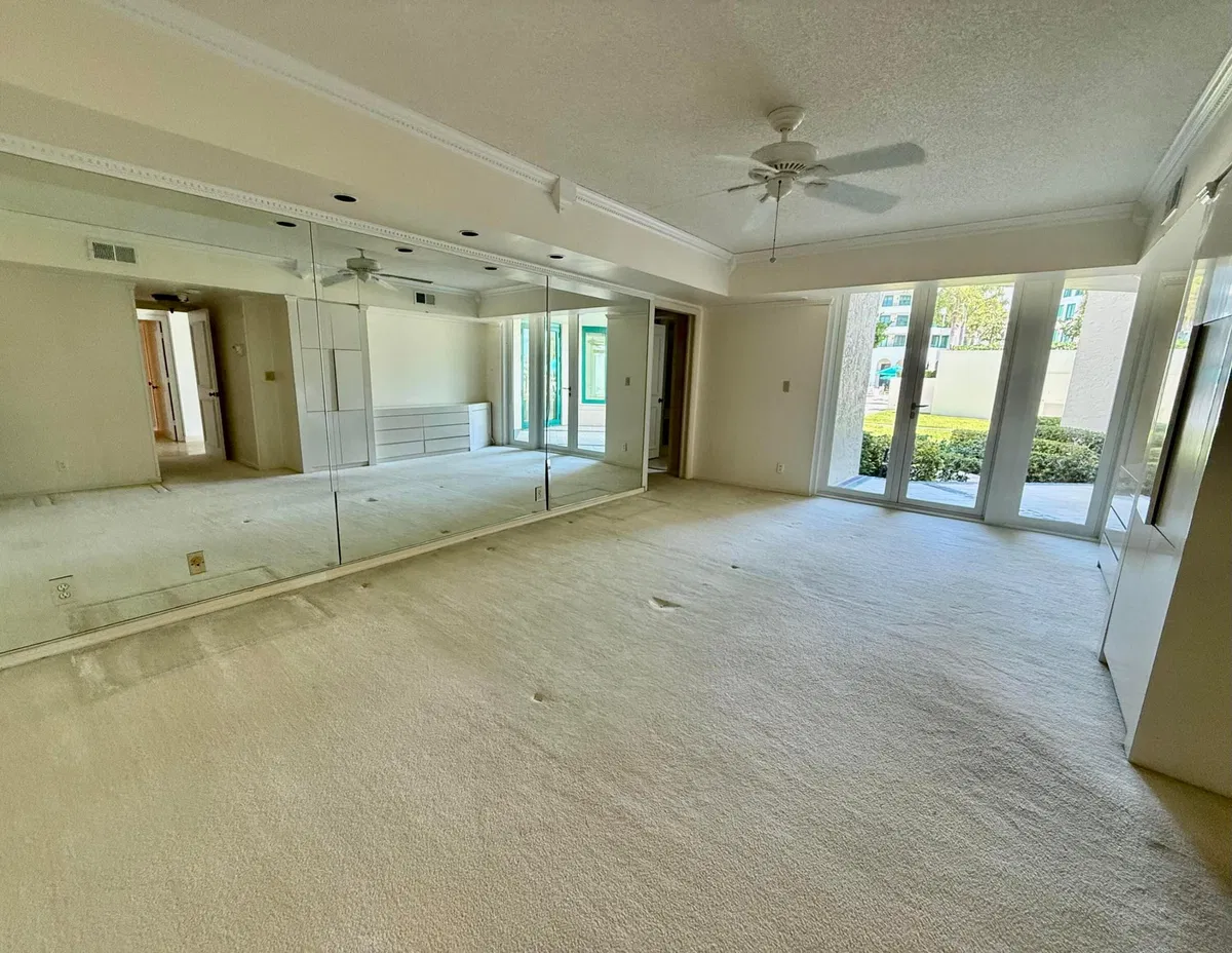 Mizner Court Unit 107 photo 10