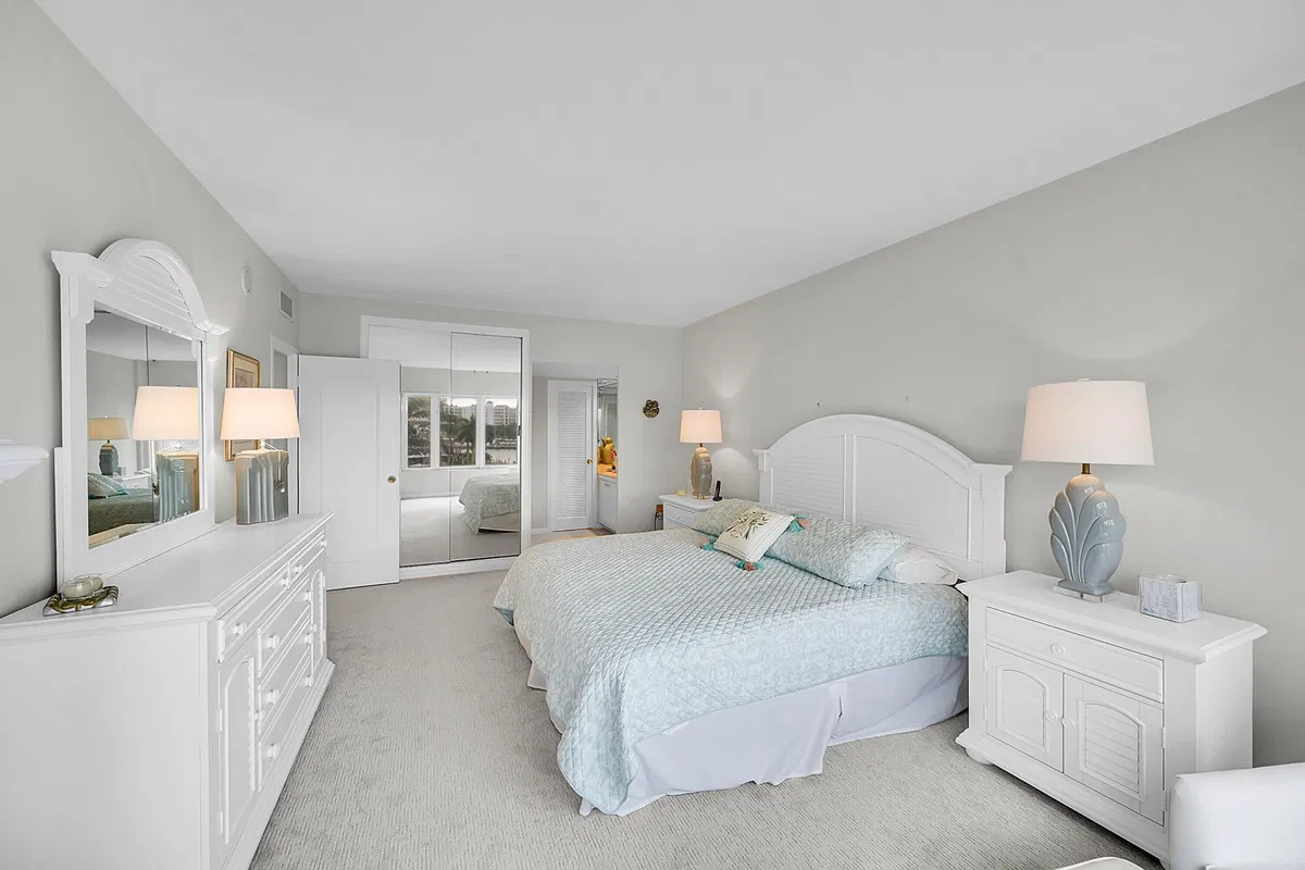 Boca Raton Unit 4b photo 19
