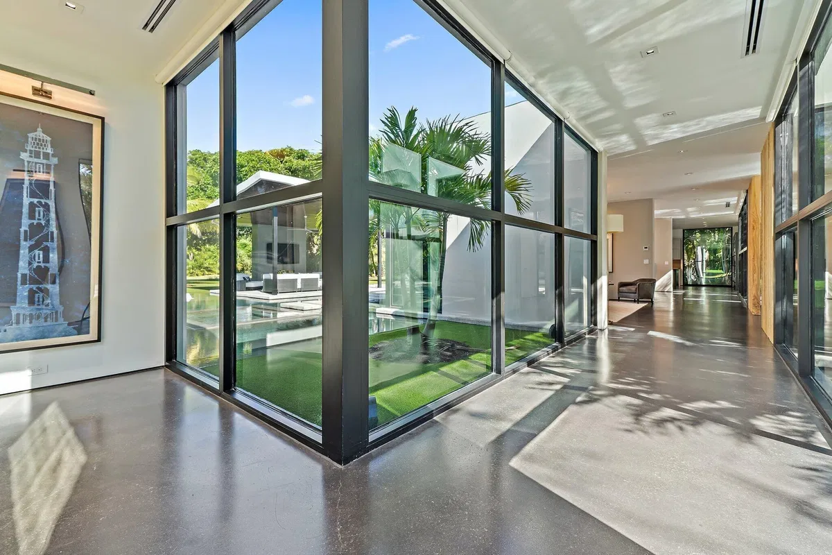 Residence photo 34