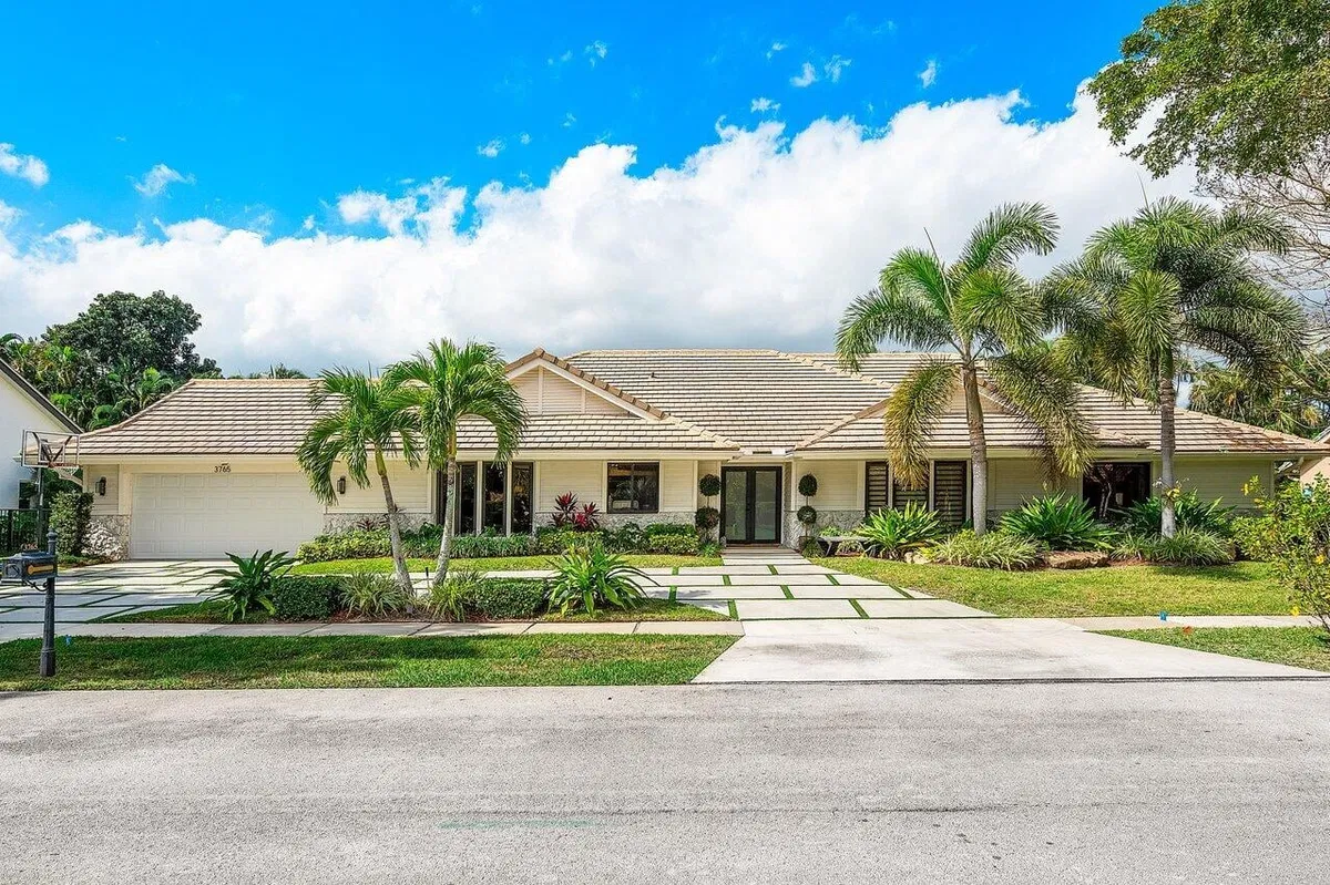 Boca West Country Club Residence
