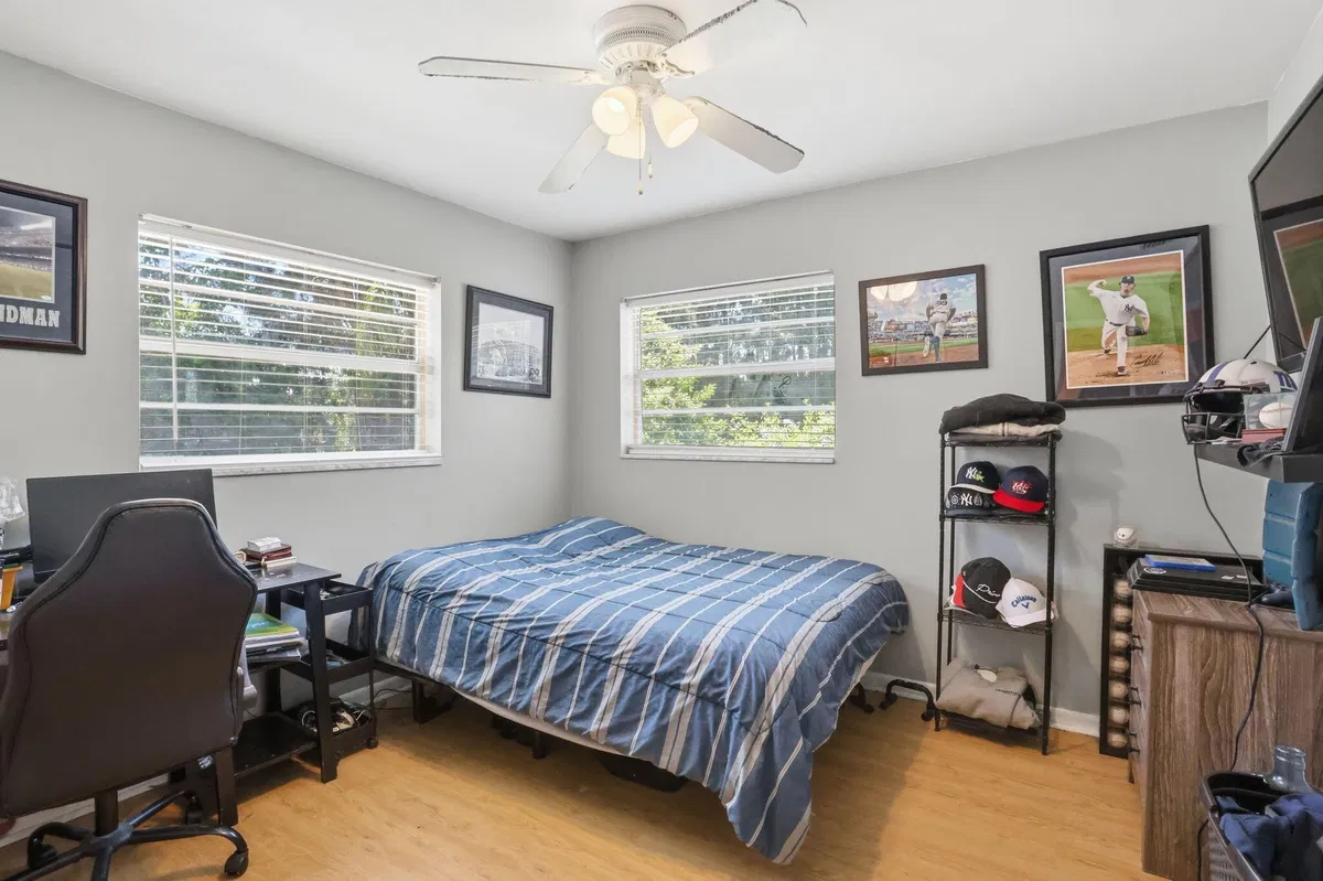 Residence photo 37