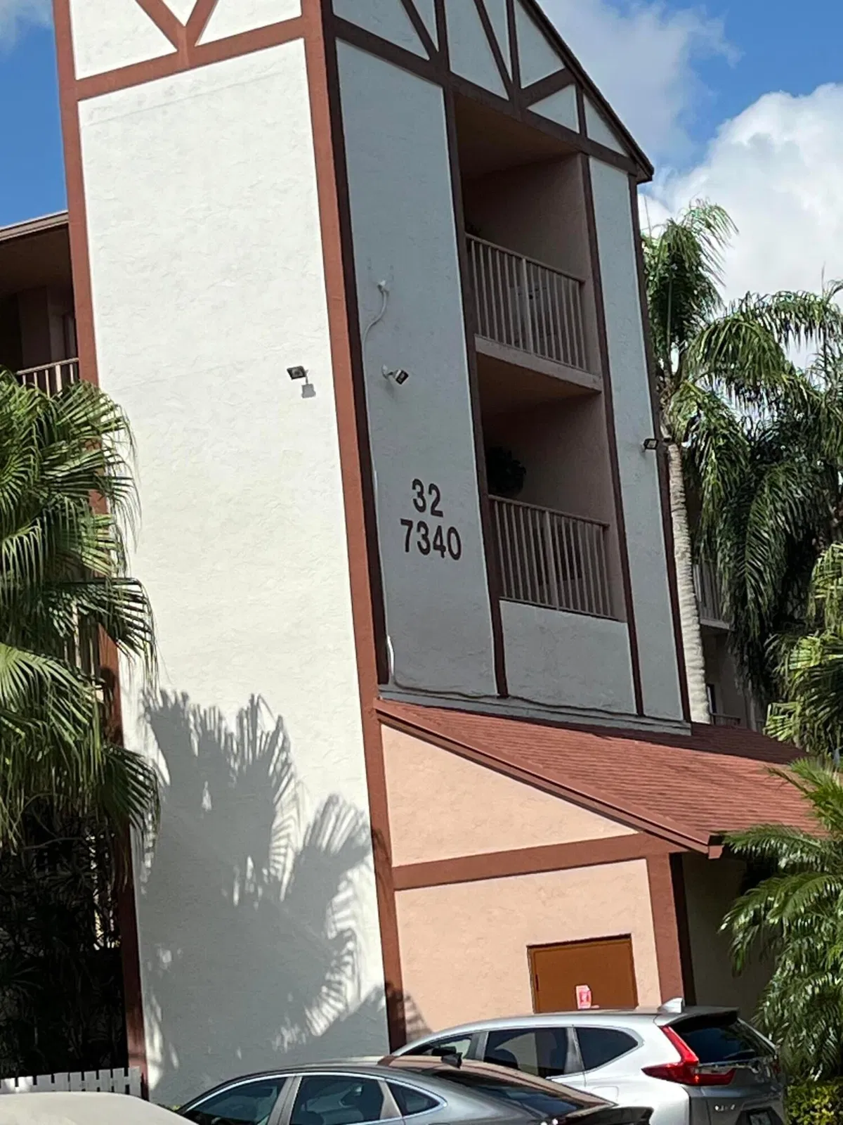 Unit 205 photo 4