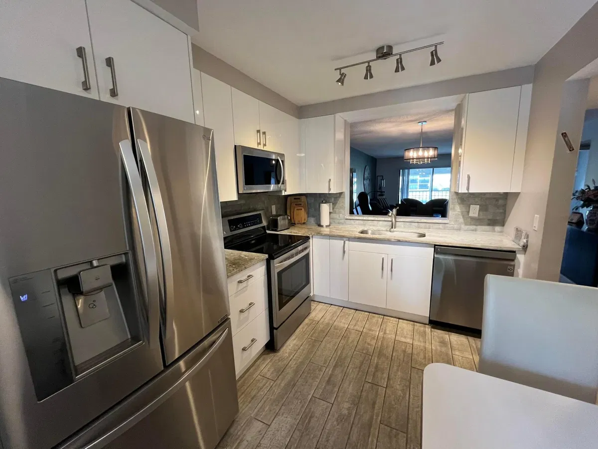 Unit 205 photo 13