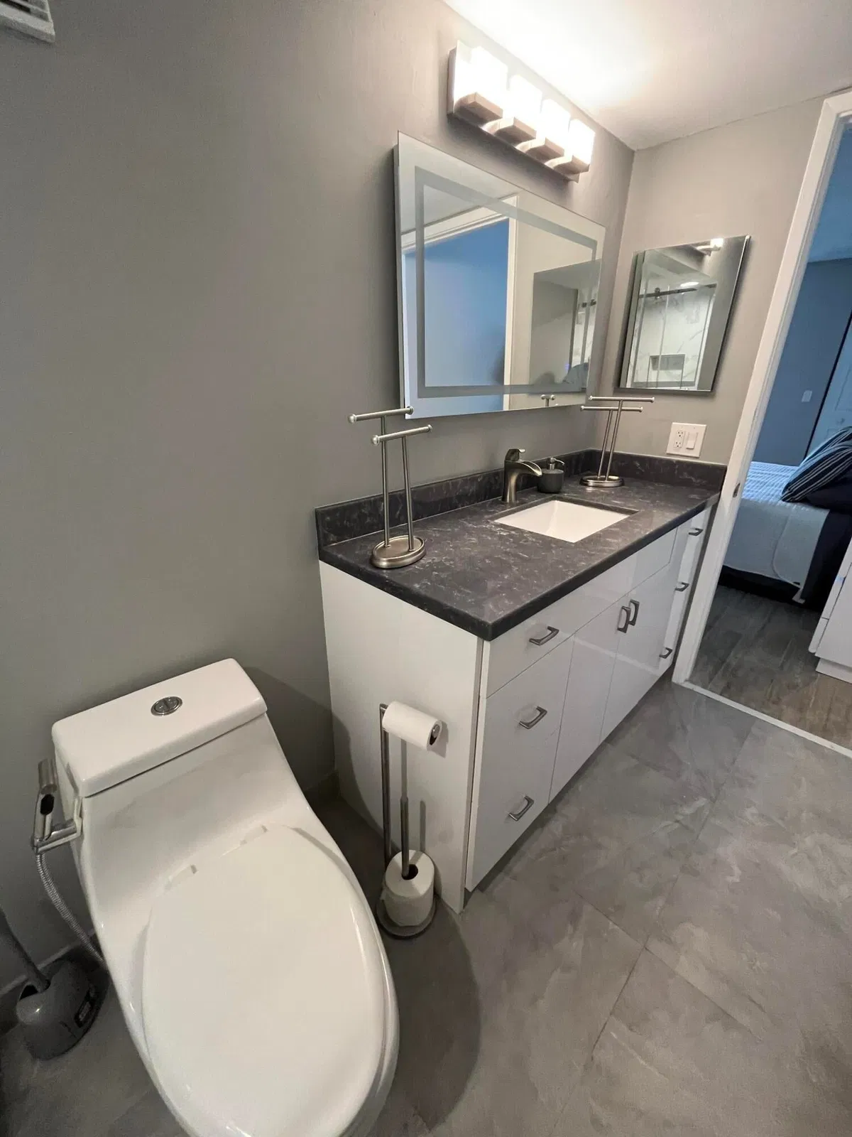 Unit 205 photo 28