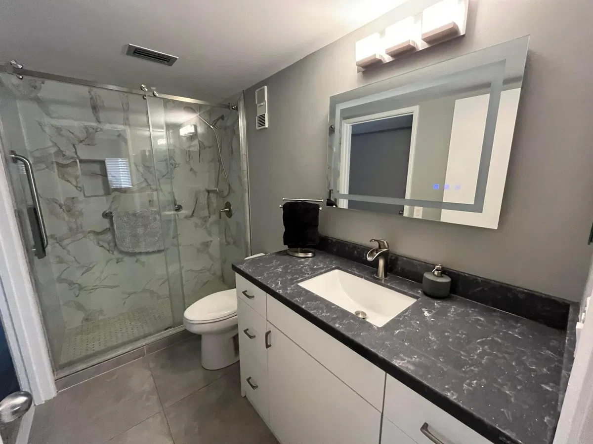 Unit 205 photo 31
