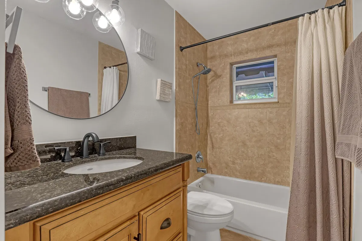  Residence photo 34