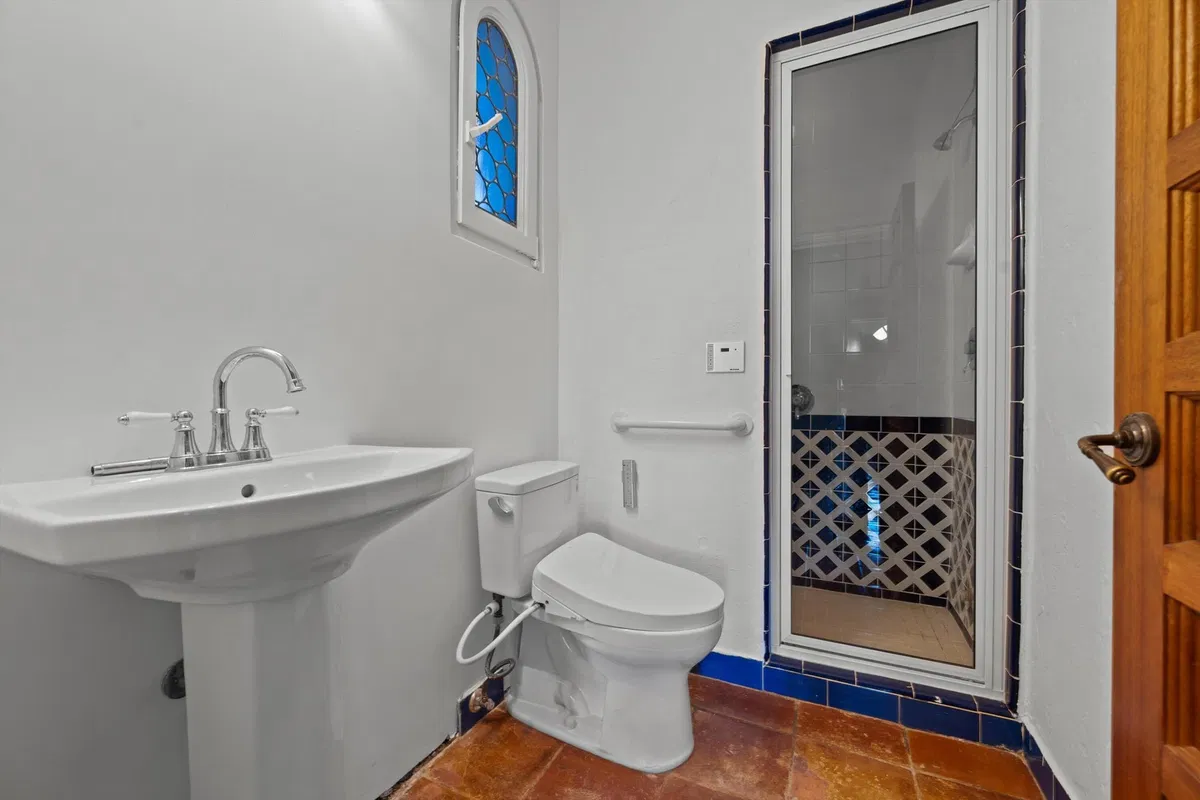 Residence photo 19