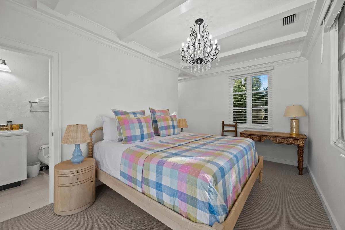 Residence photo 31