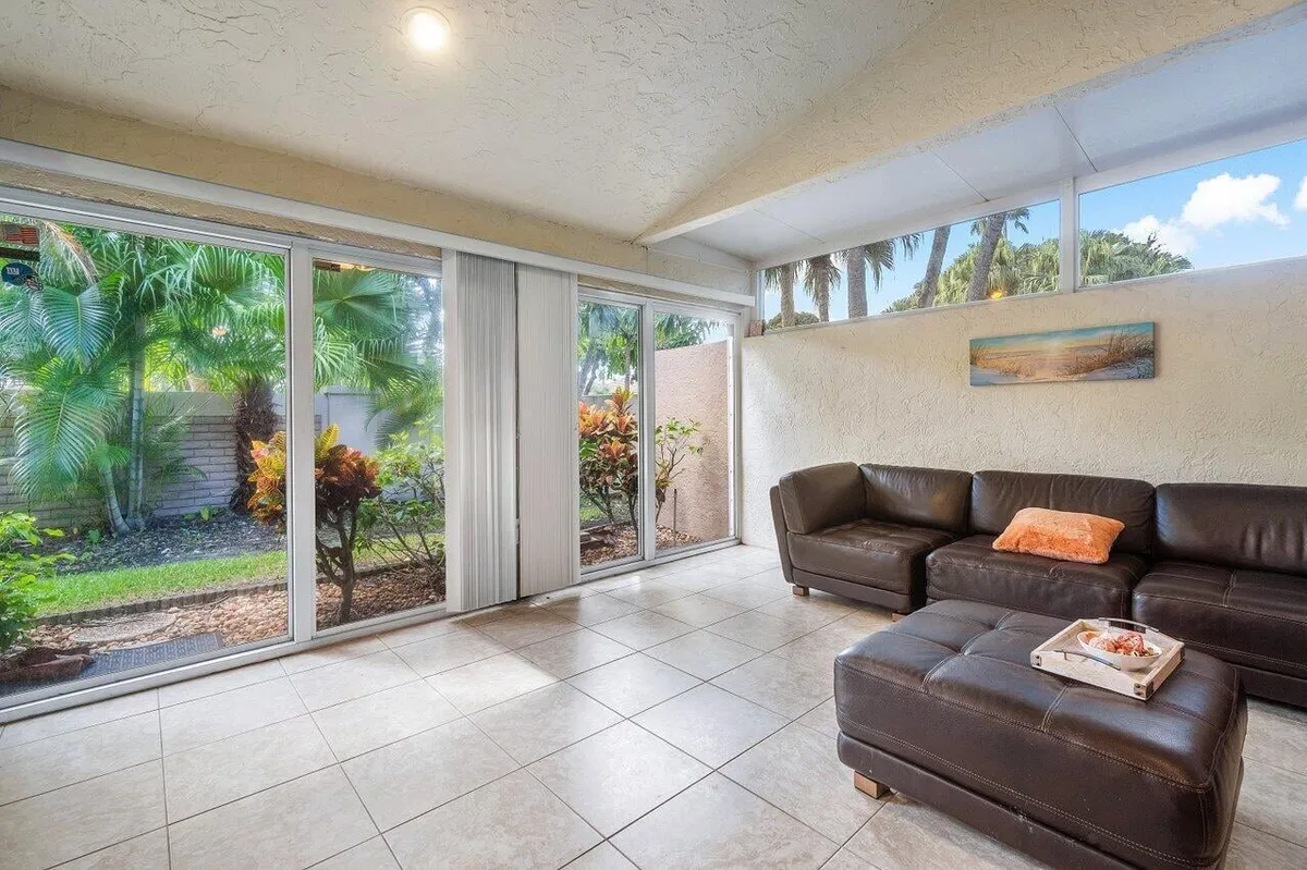 PGA National Palm Beach Gardens Residence photo 22