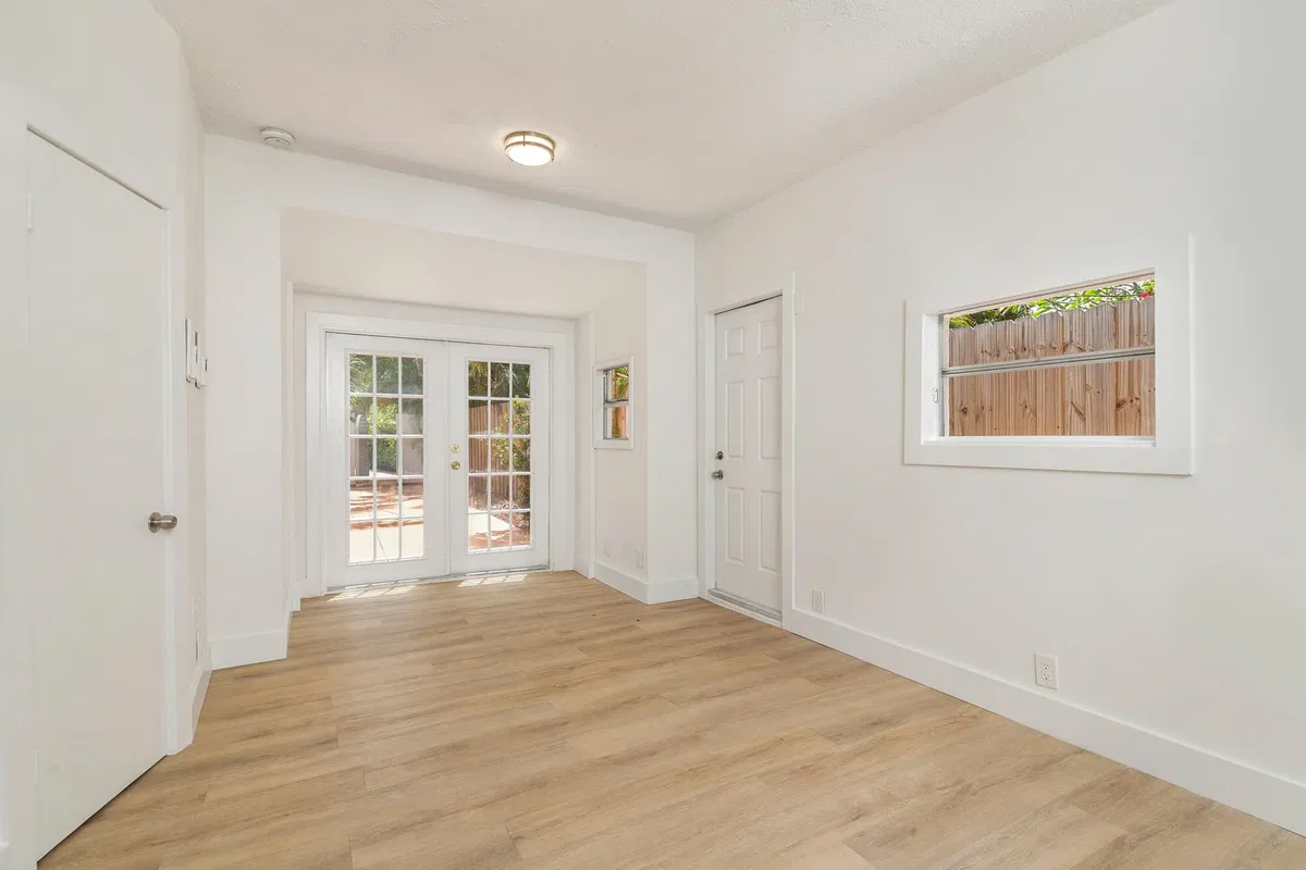 Old Northwood Residence photo 22