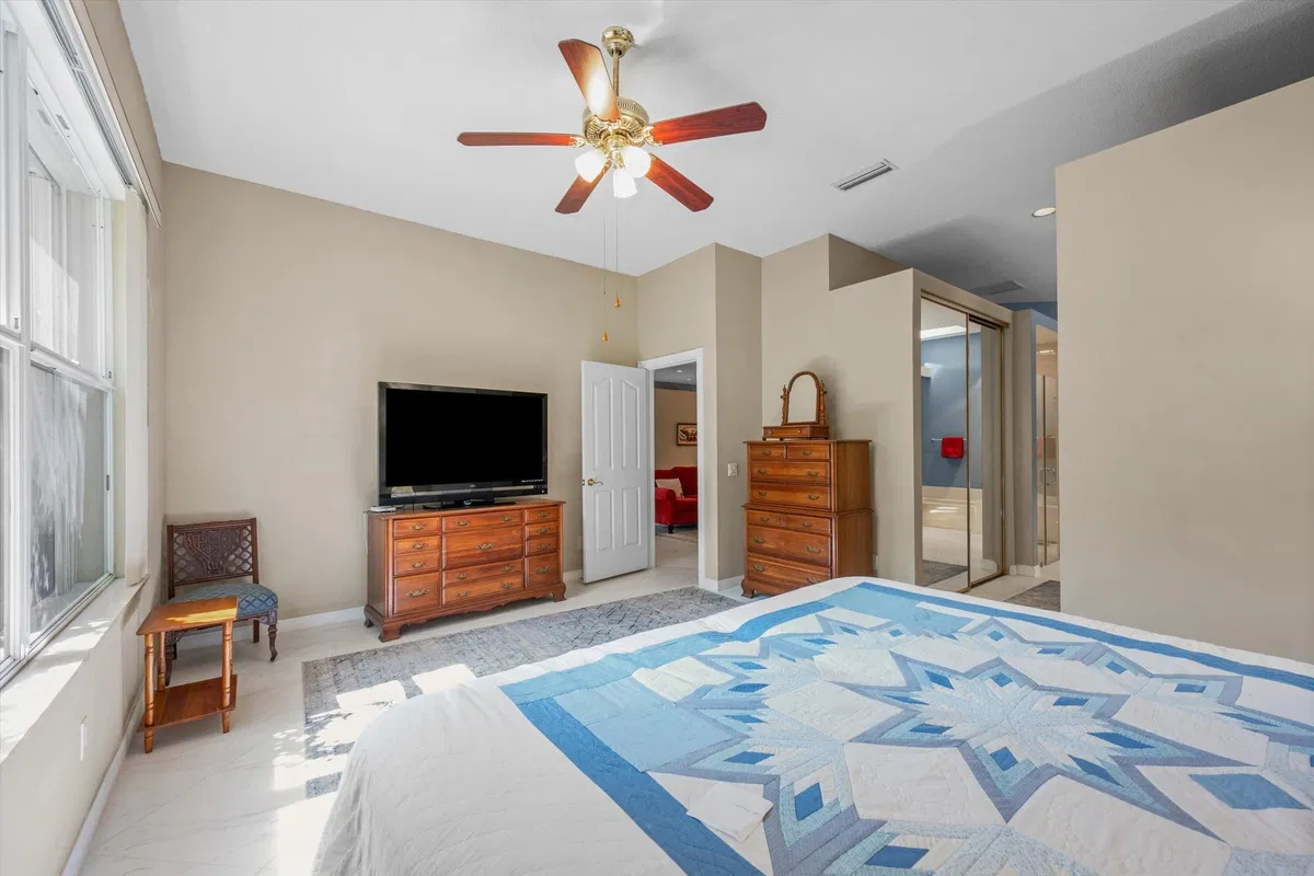 Residence photo 28