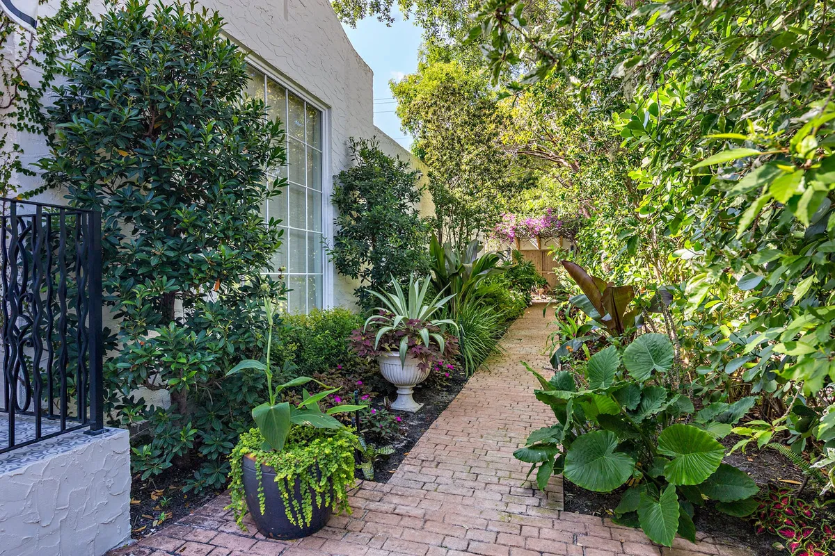 Flamingo Park Residence photo 31