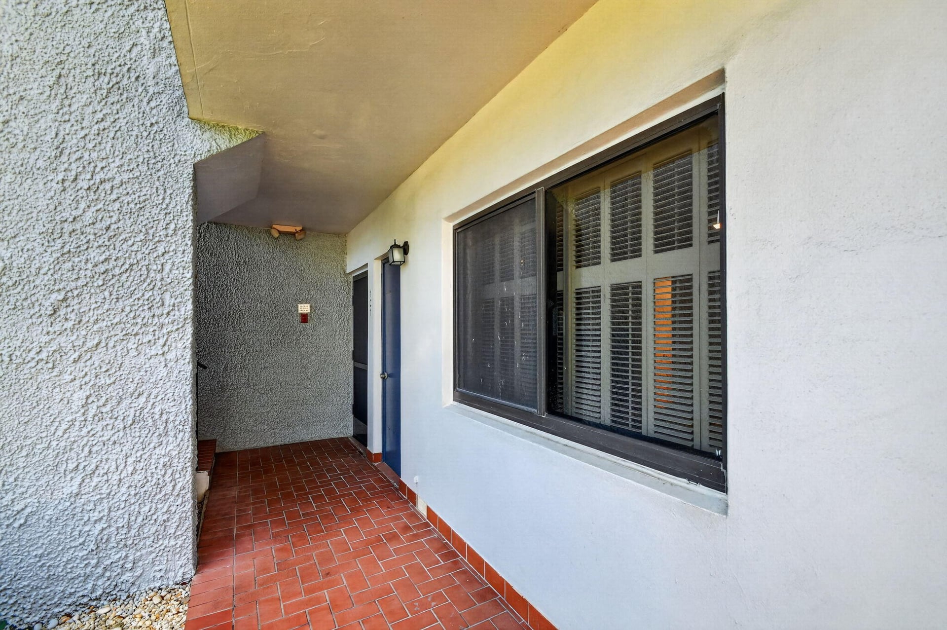 Unit 101 photo 19