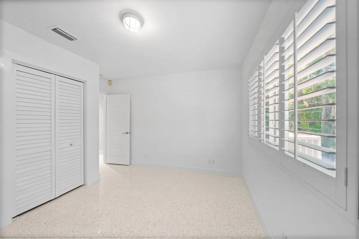 Residence photo 19