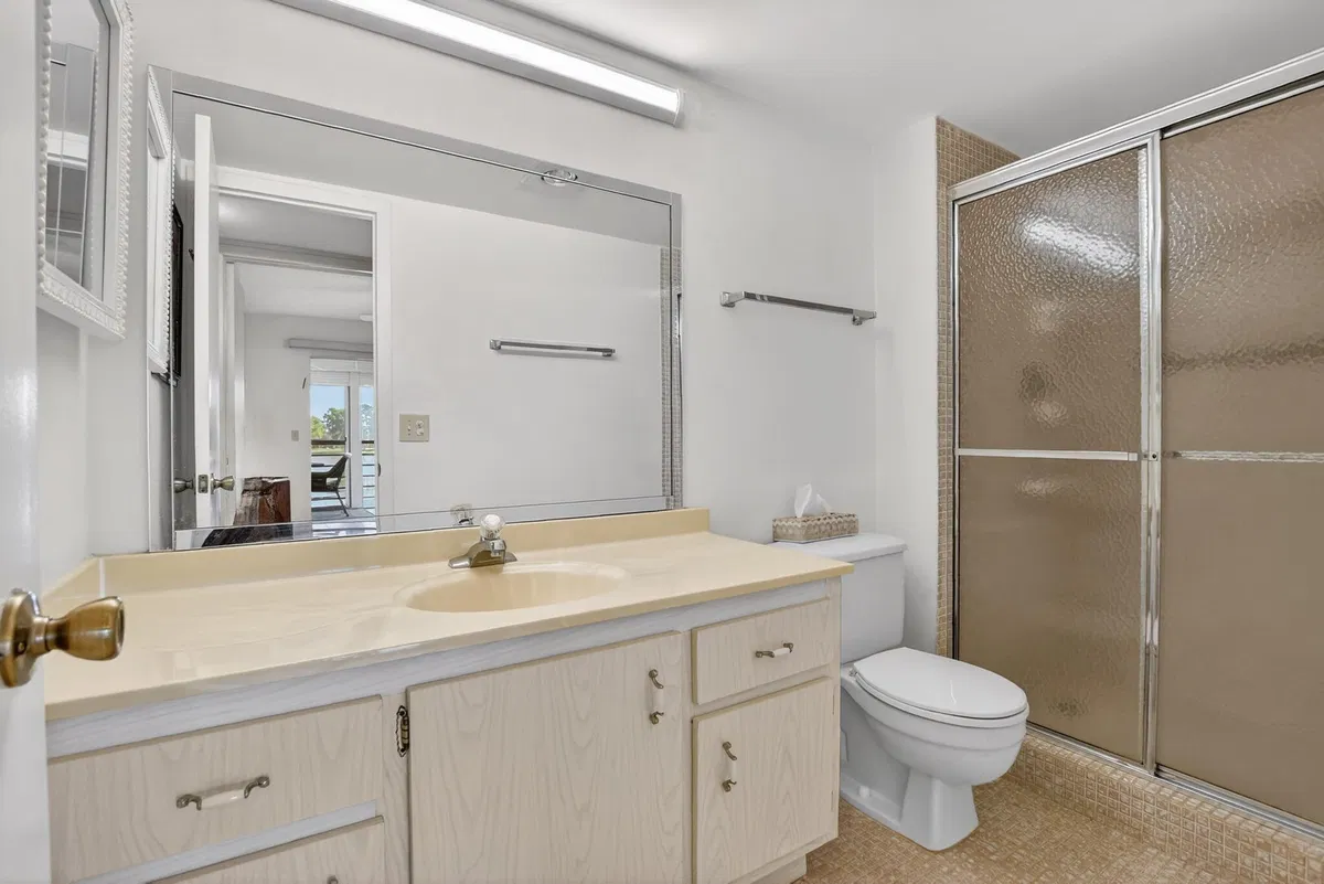 Residence photo 19