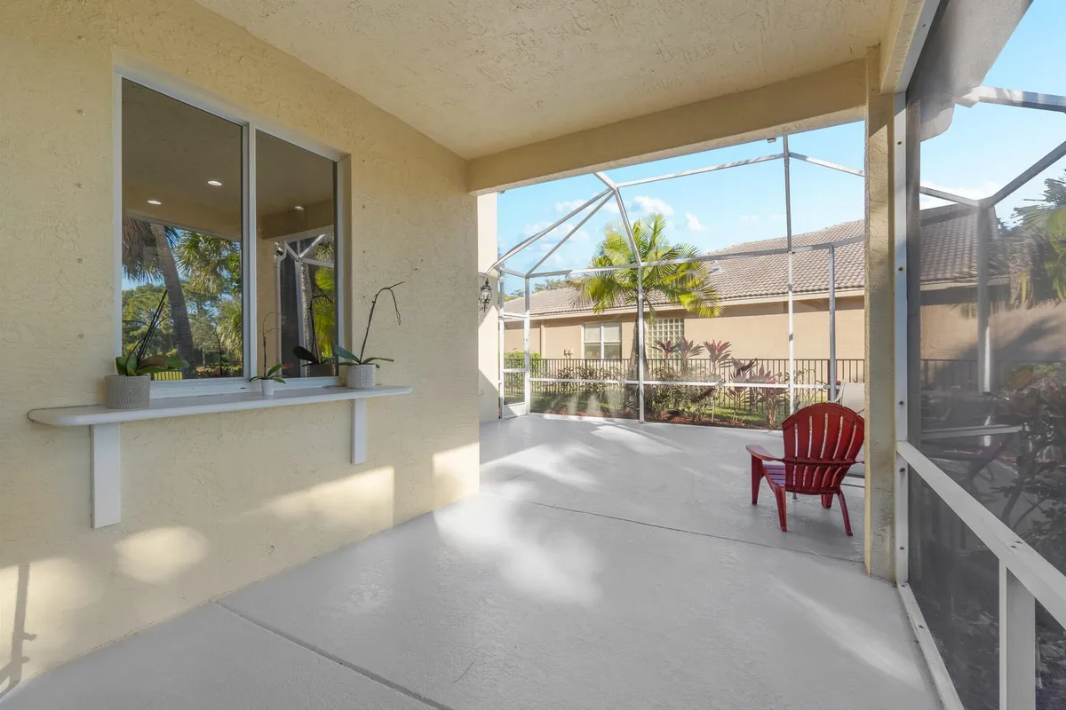 Residence photo 37