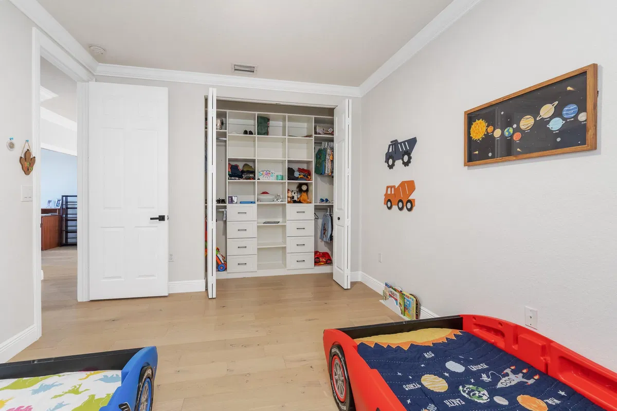 Residence photo 70