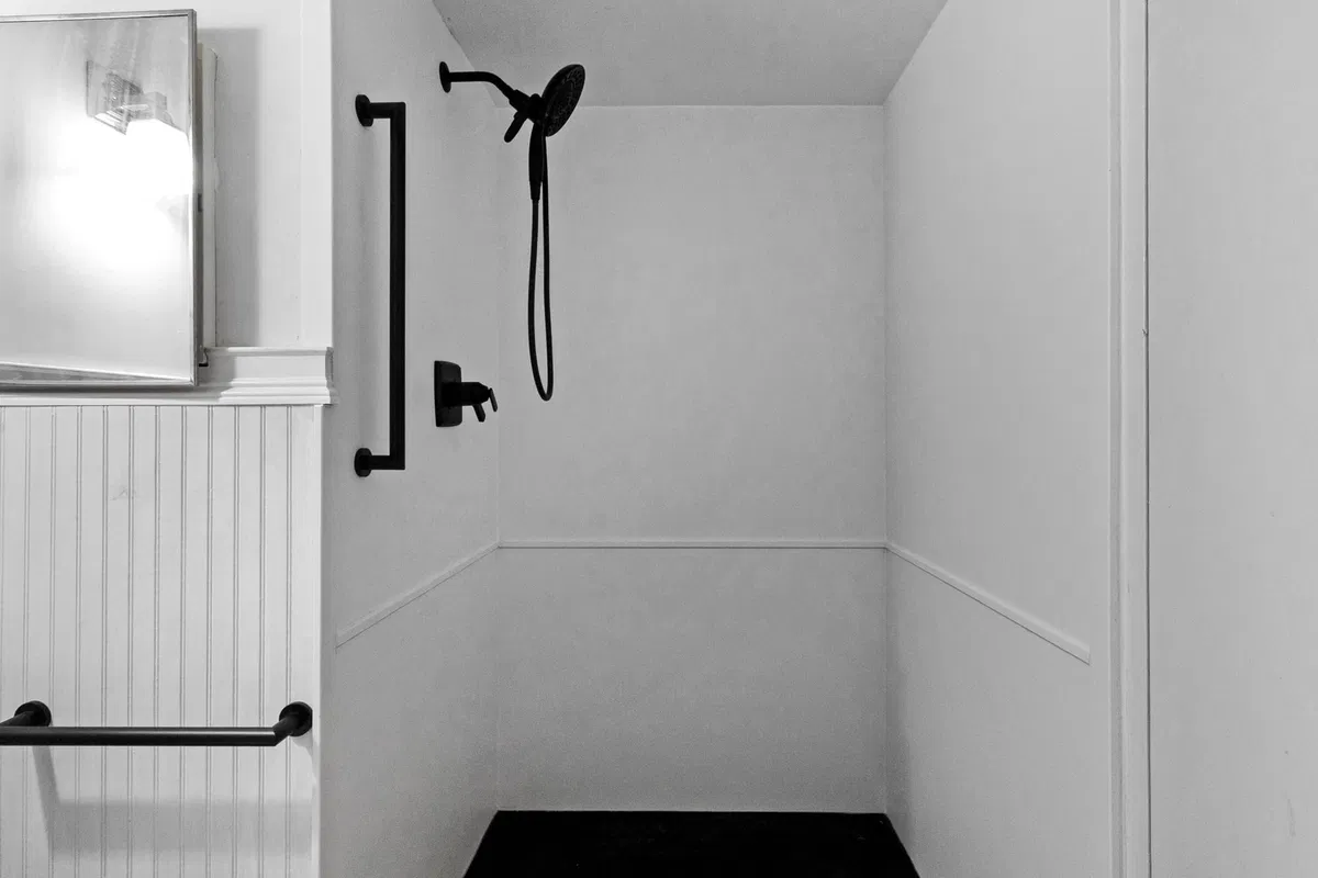  Unit 204 photo 13