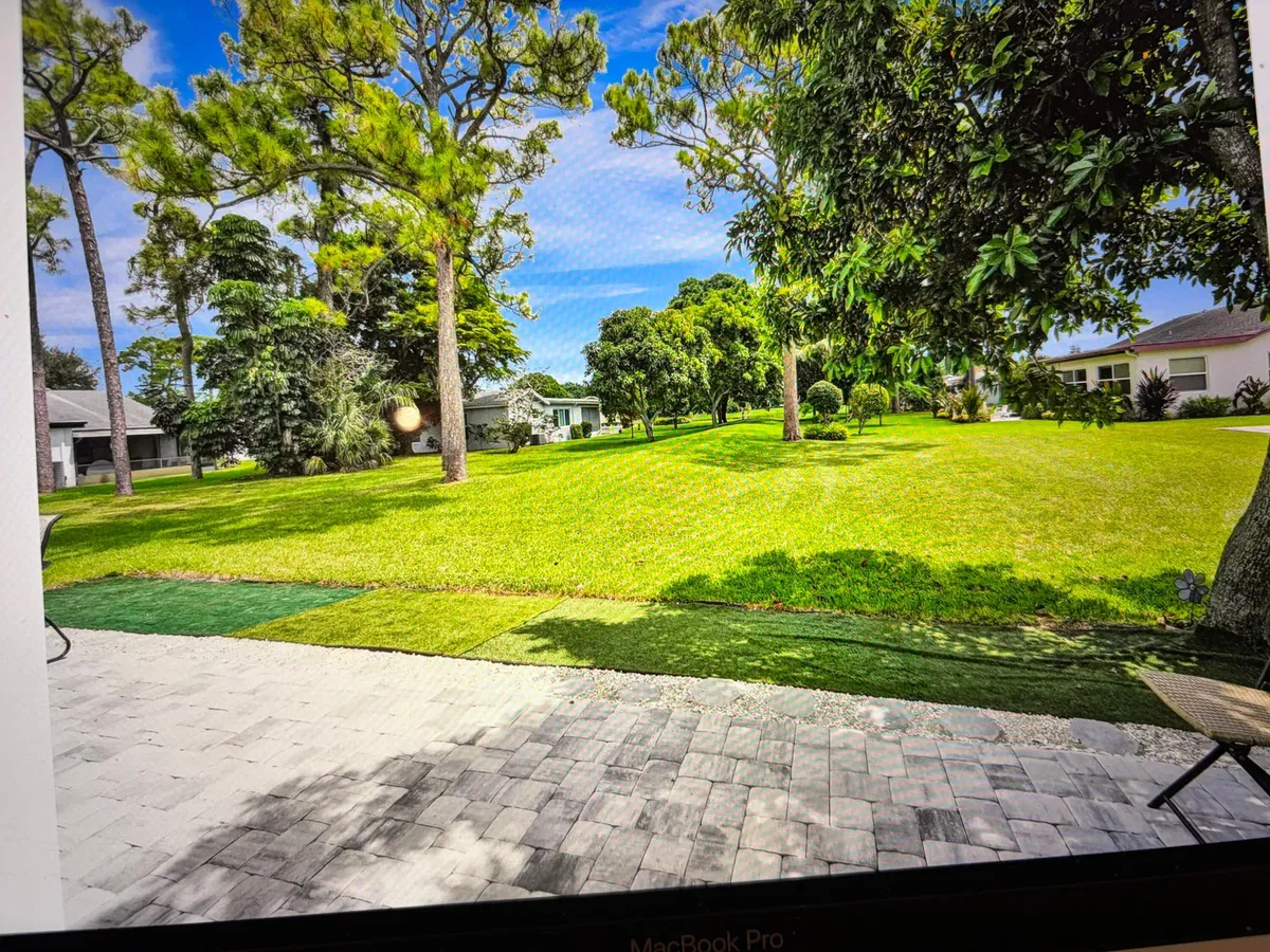 Residence photo 4