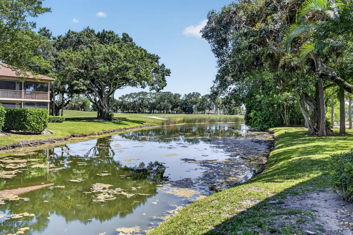 PGA National Palm Beach Gardens Residence photo 40