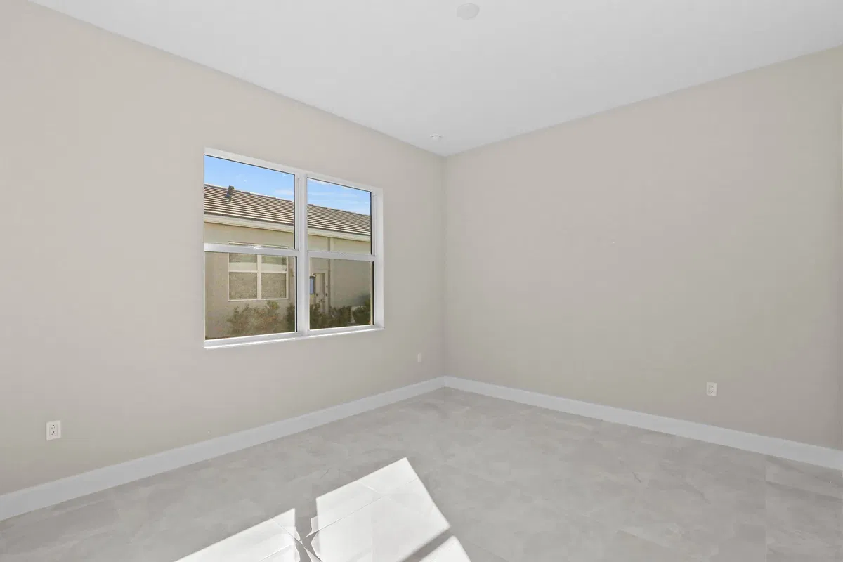 Residence photo 49