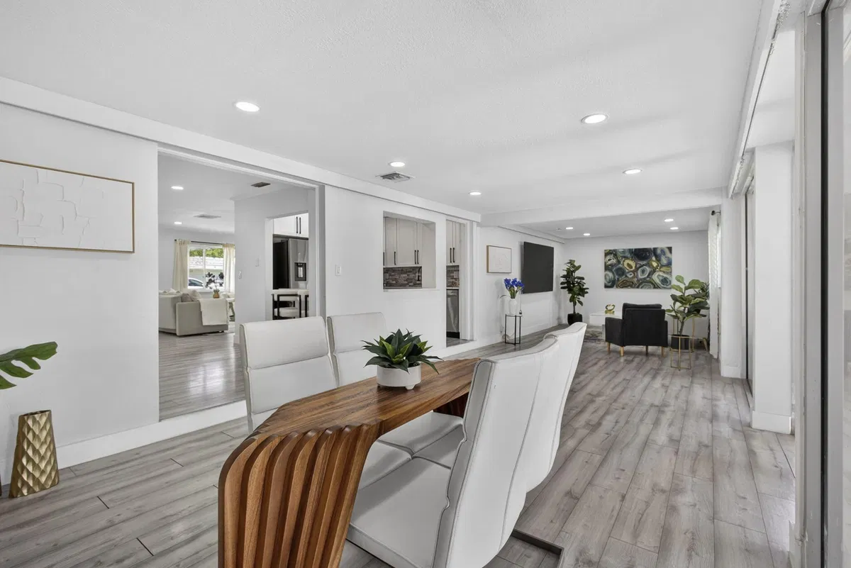 SoSo West Palm Beach Residence photo 22