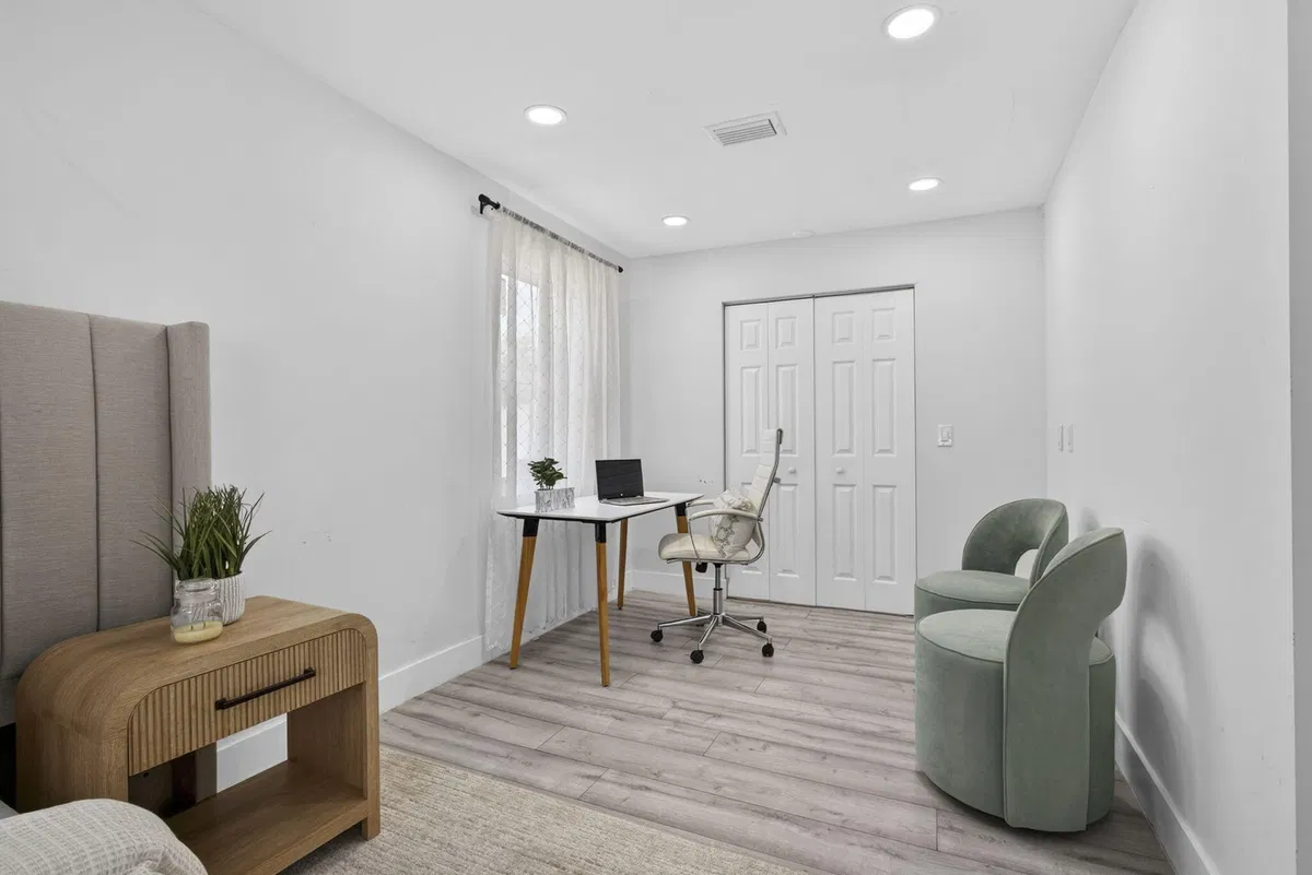 SoSo West Palm Beach Residence photo 43