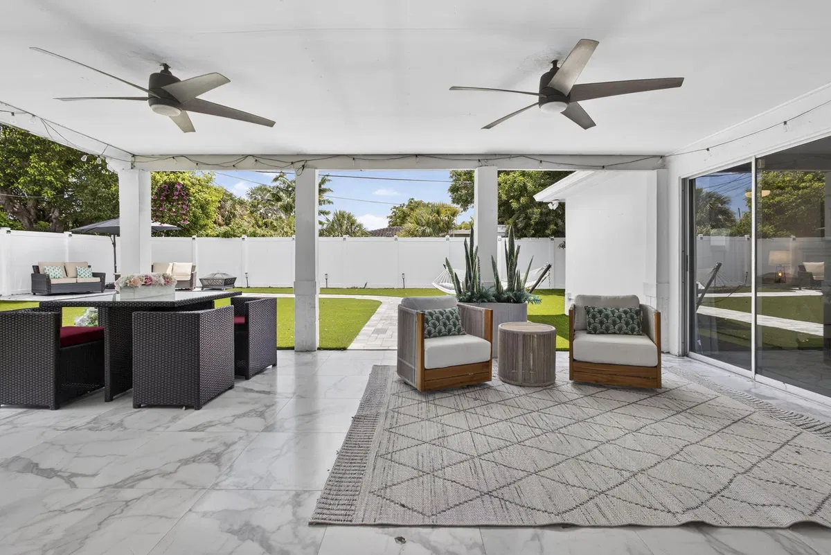 SoSo West Palm Beach Residence photo 49