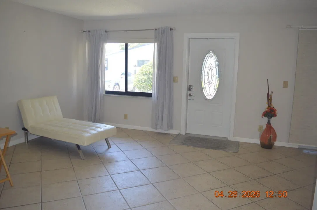Residence photo 7