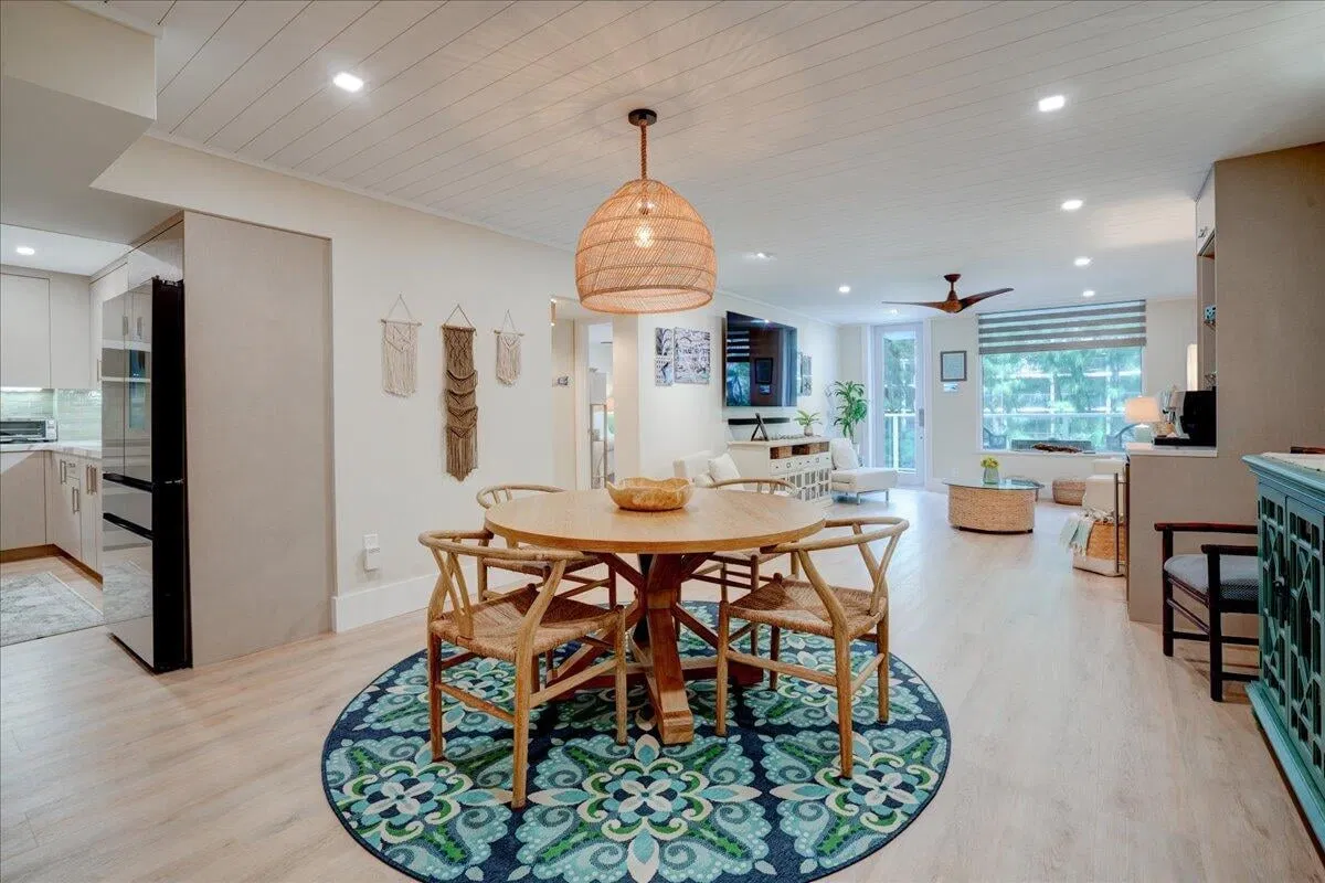 The Patrician of Palm Beach Unit 102 photo 4