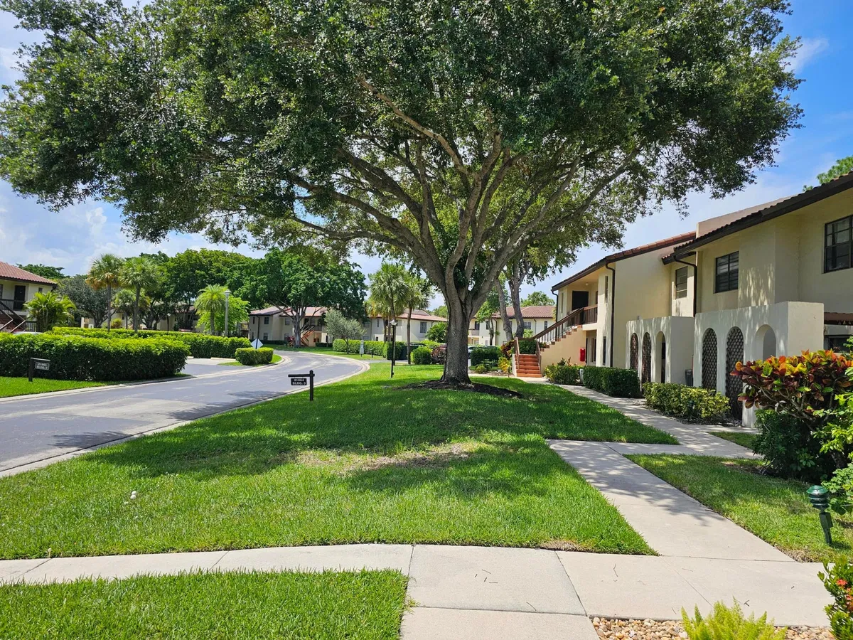 Boca Lago Country Club Homes Unit 3d photo 19