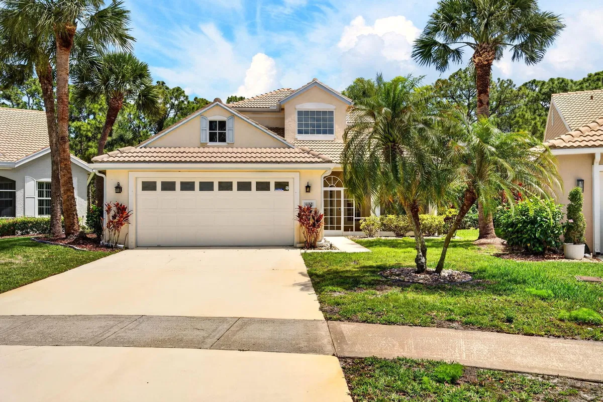 Residence photo 112